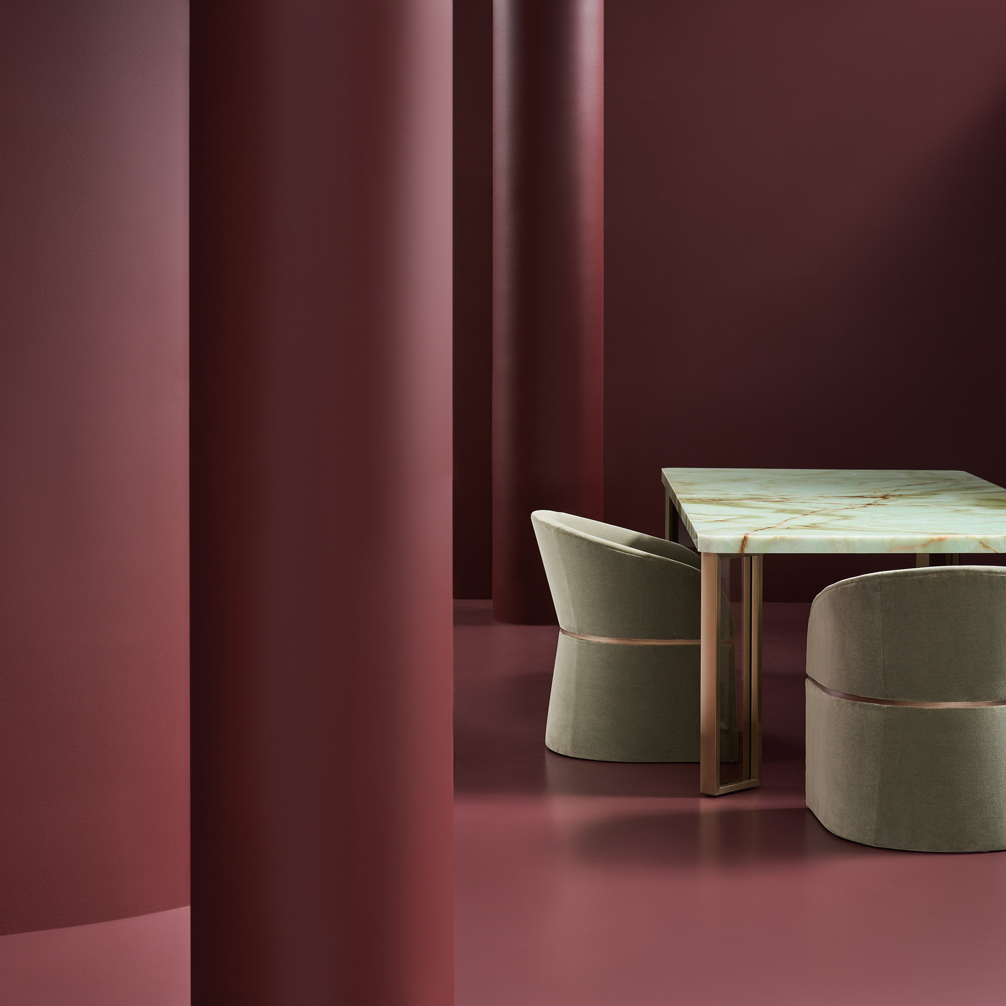 room with Love Dining Table -Oracle