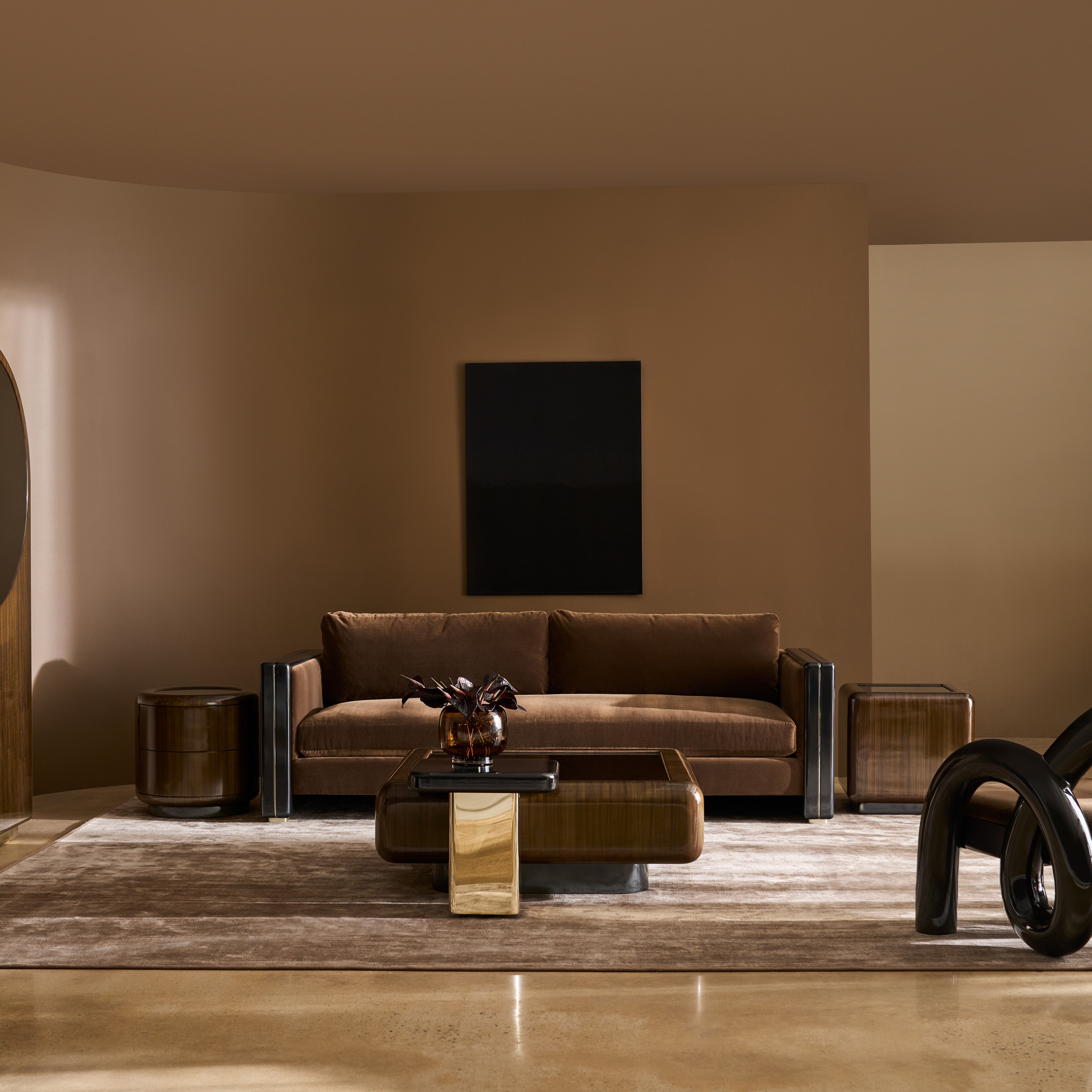 room with Gelee Media - Caramello