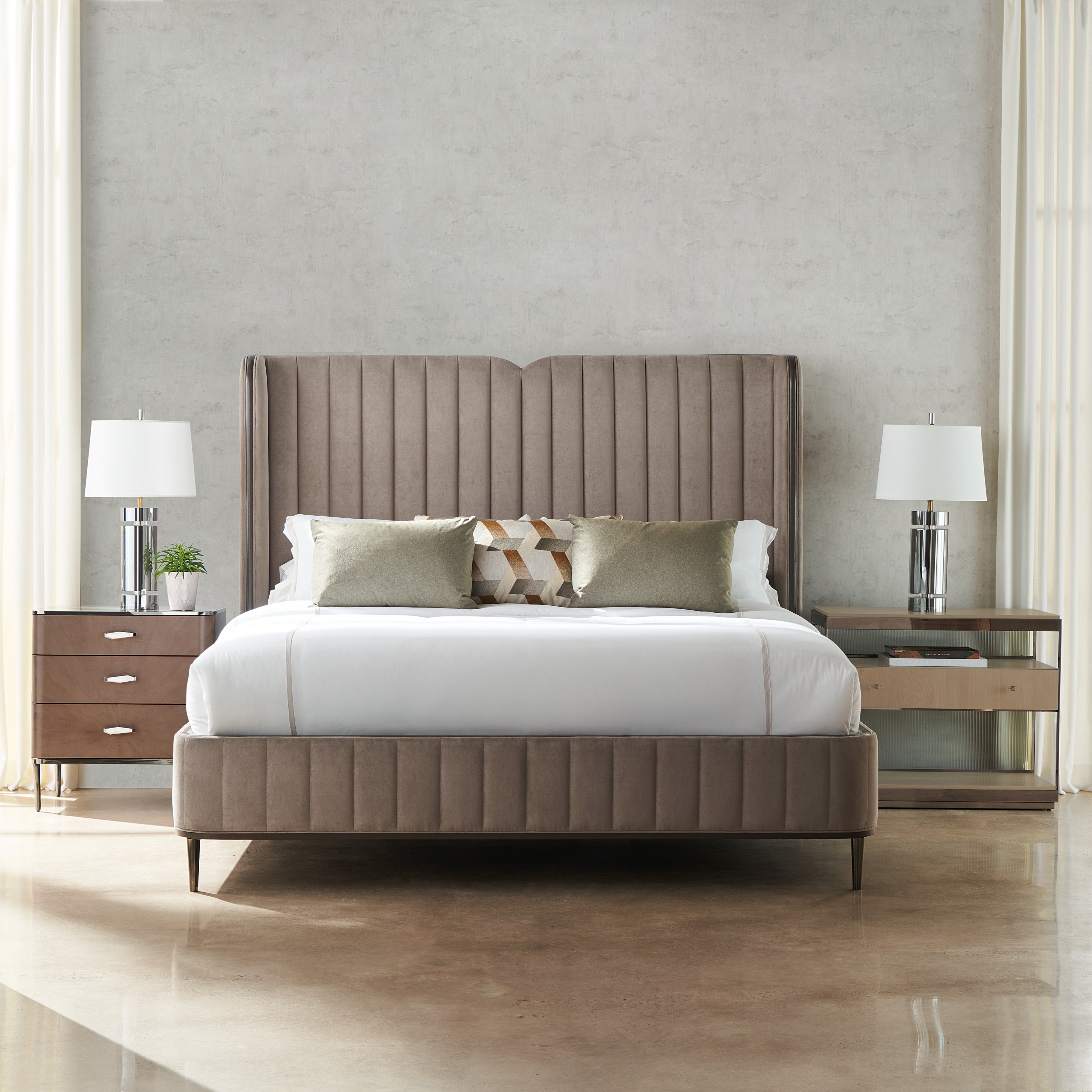 room with Continuum Queen Bed
