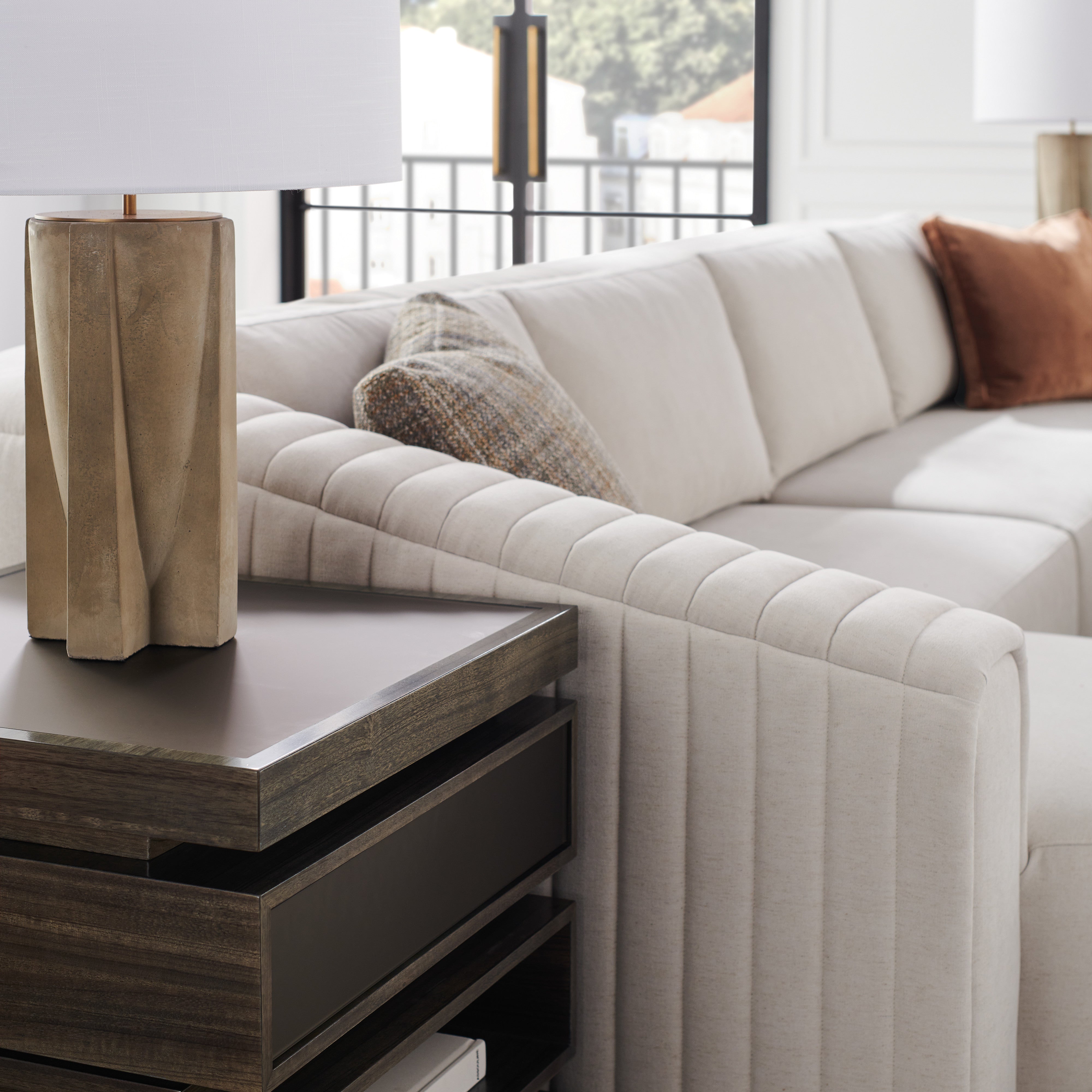 detail of La Moda Laf Chaise