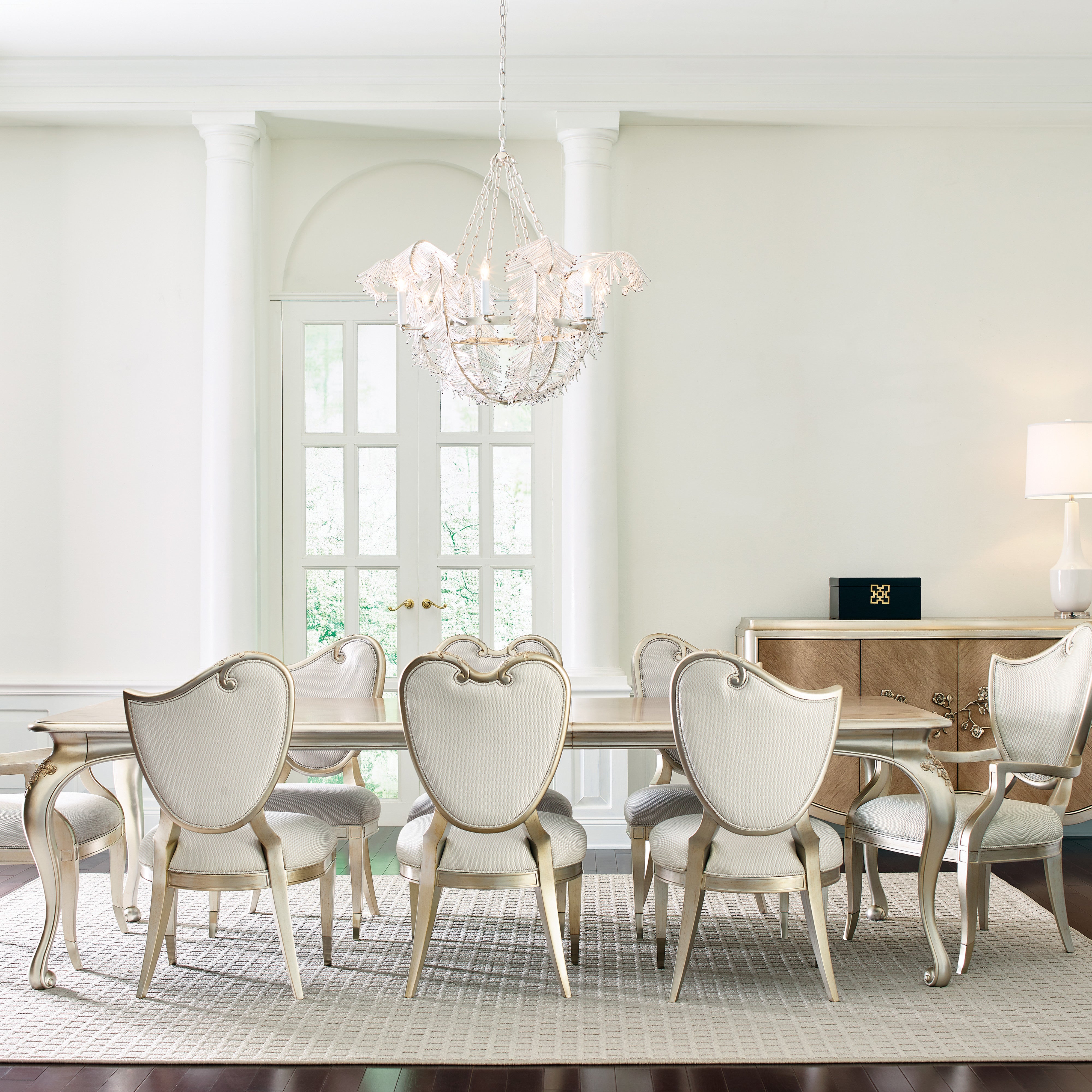 room with Rectangle Dining Table
