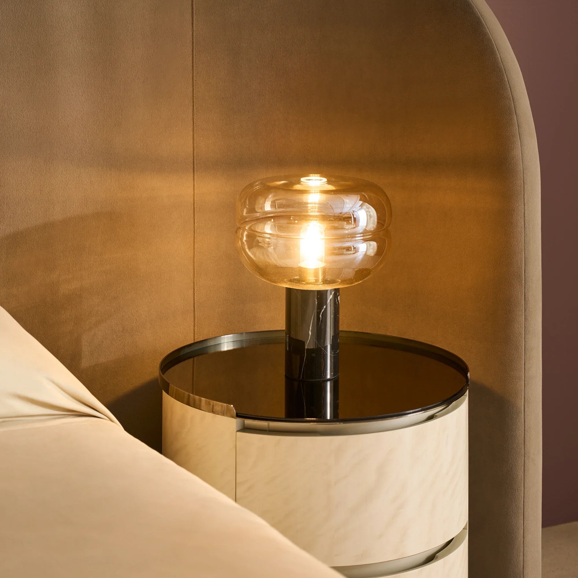 Clio Queen Bed - detail