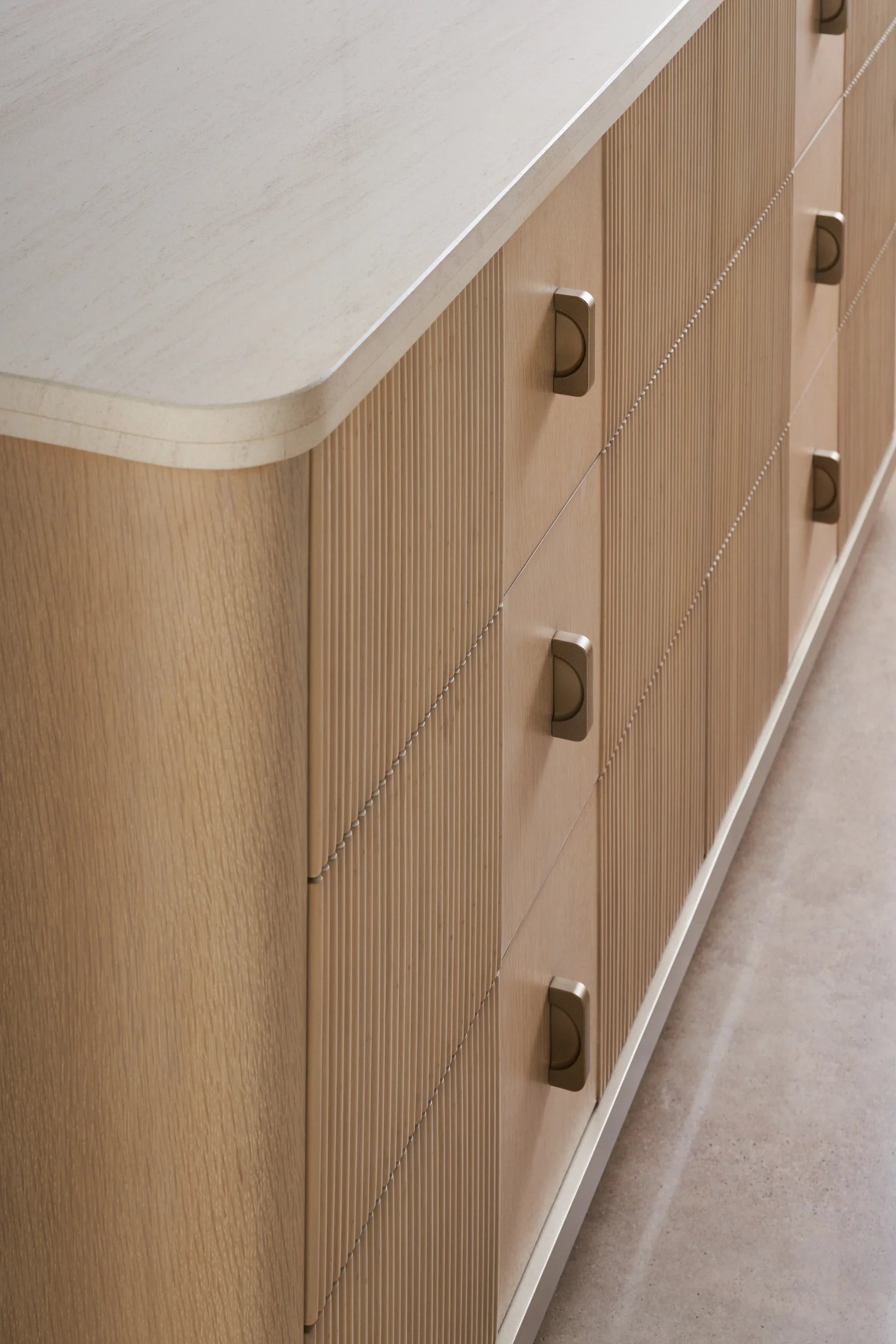 Rhythm Dresser - detail