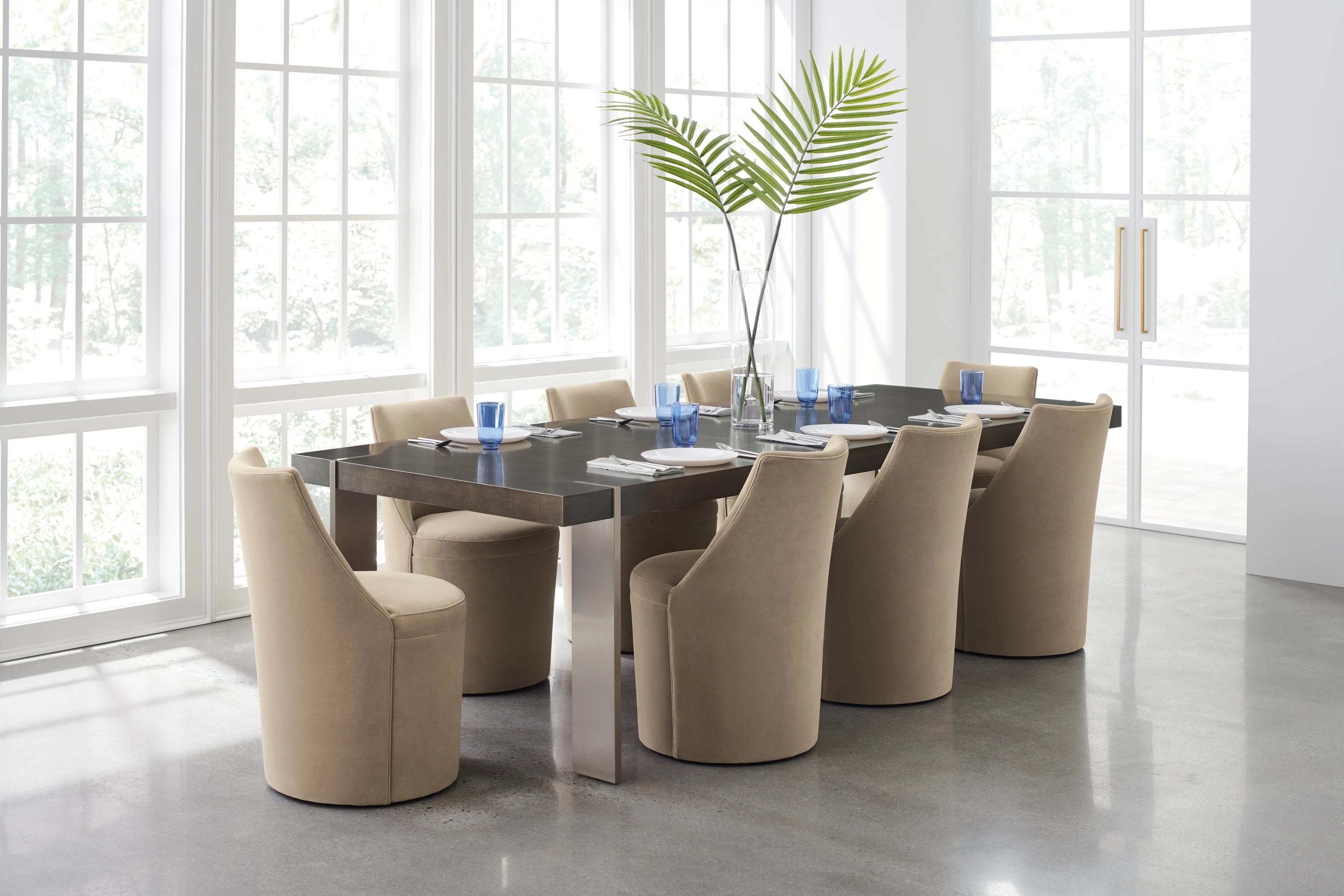 Barrel Roll in room - angle 1