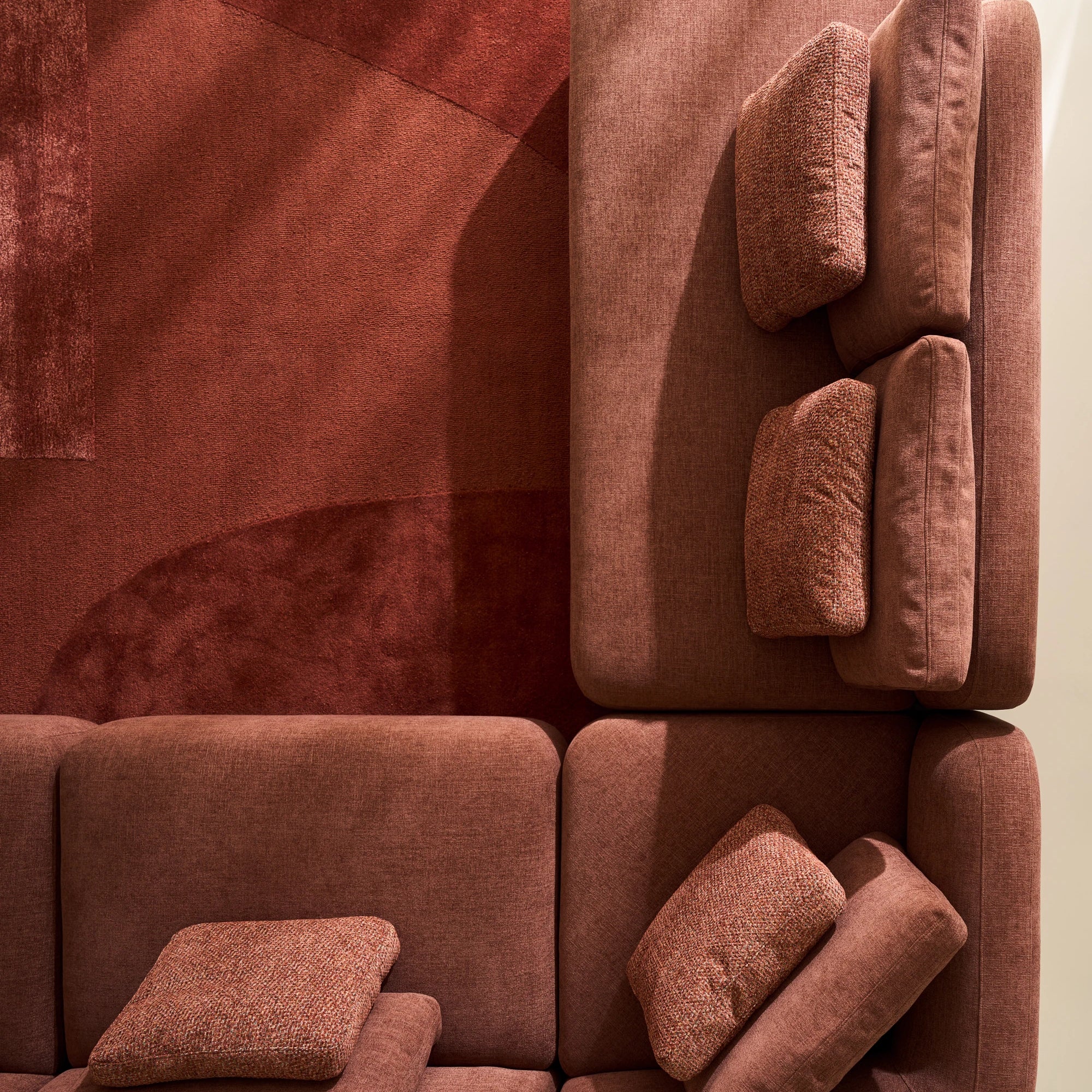 Sasso Large L Sec - Saffron - detail 2.0