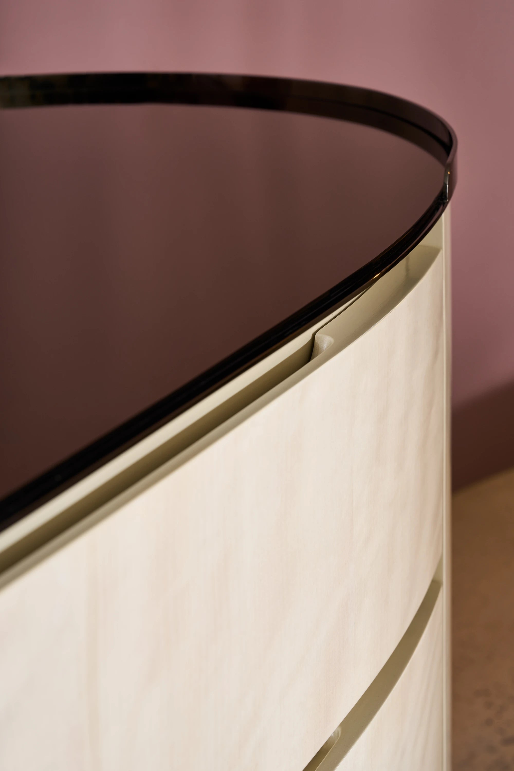 Muse Dresser - detail 2.0