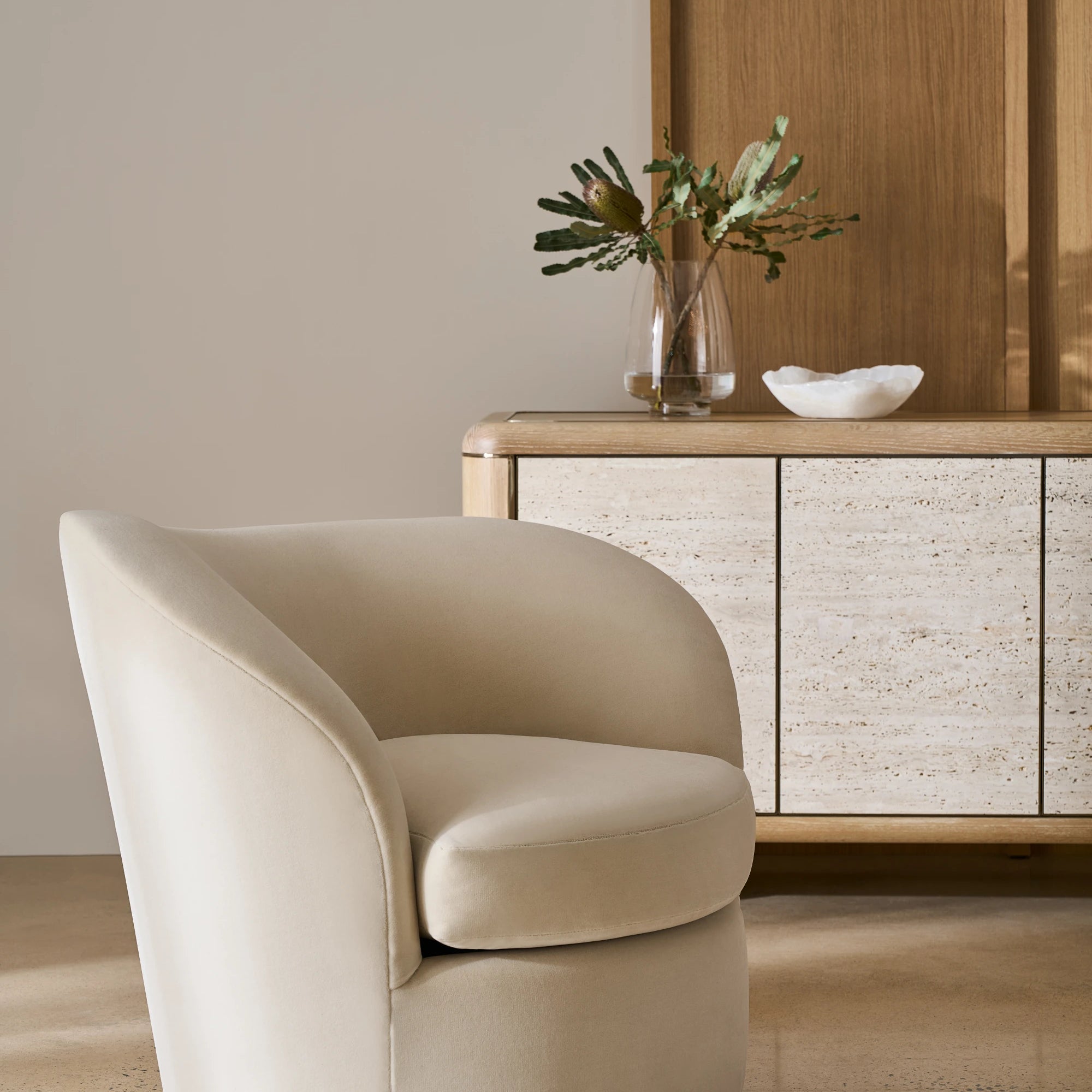 Quasi Raf Swivel Chair in room - angle 1