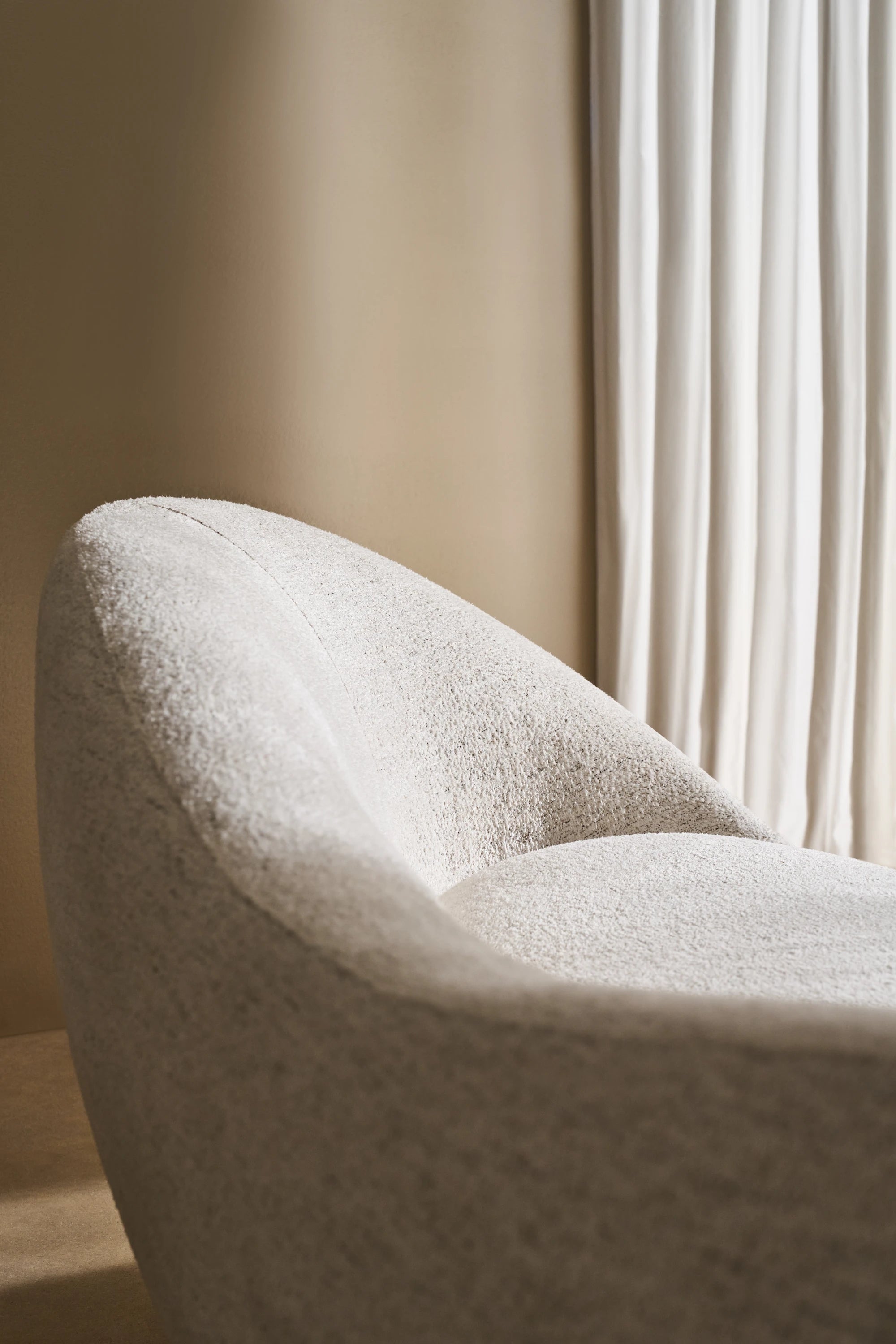 94 Formosa Sofa - detail 3.0