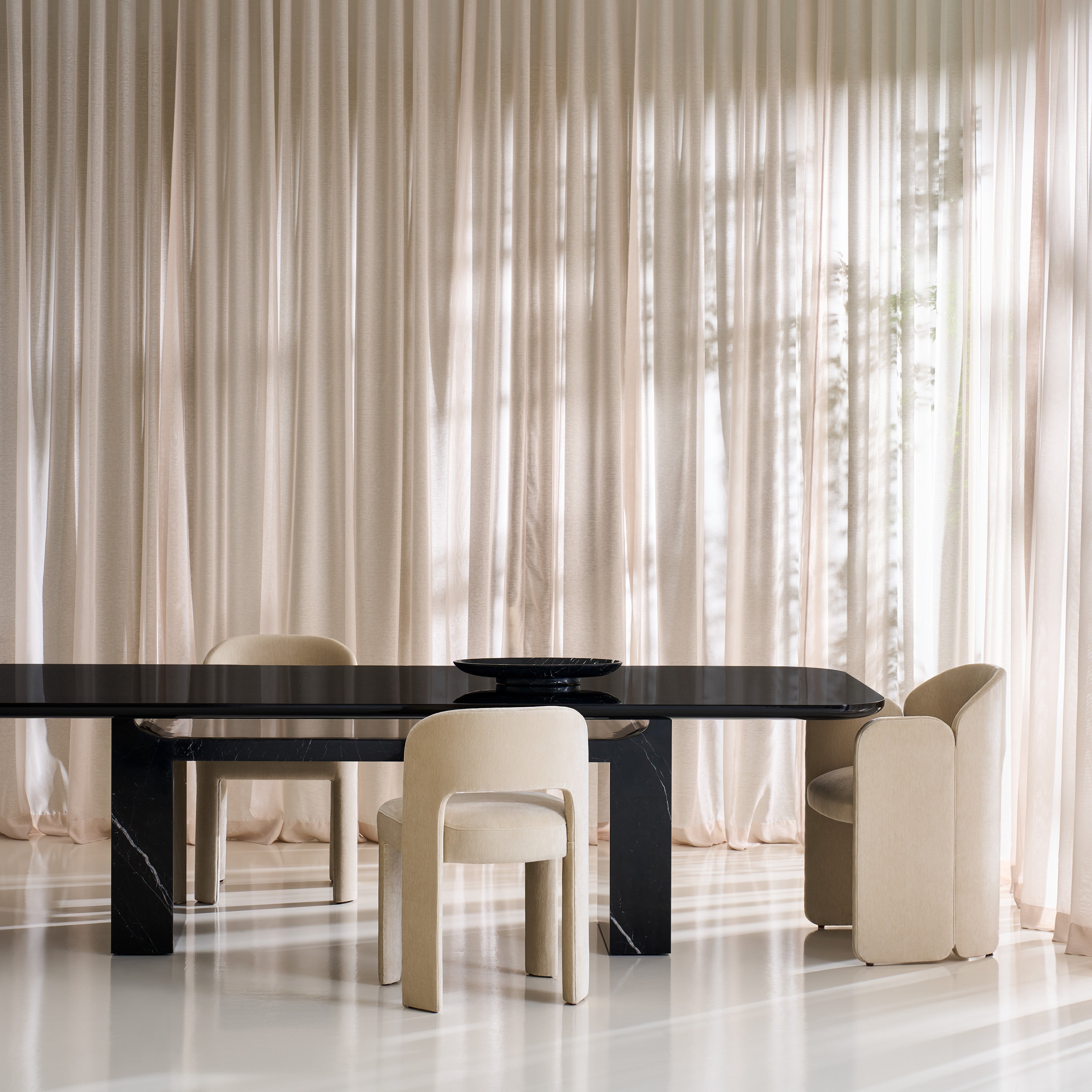 room with Overlap Rectangle Dining Table Dark