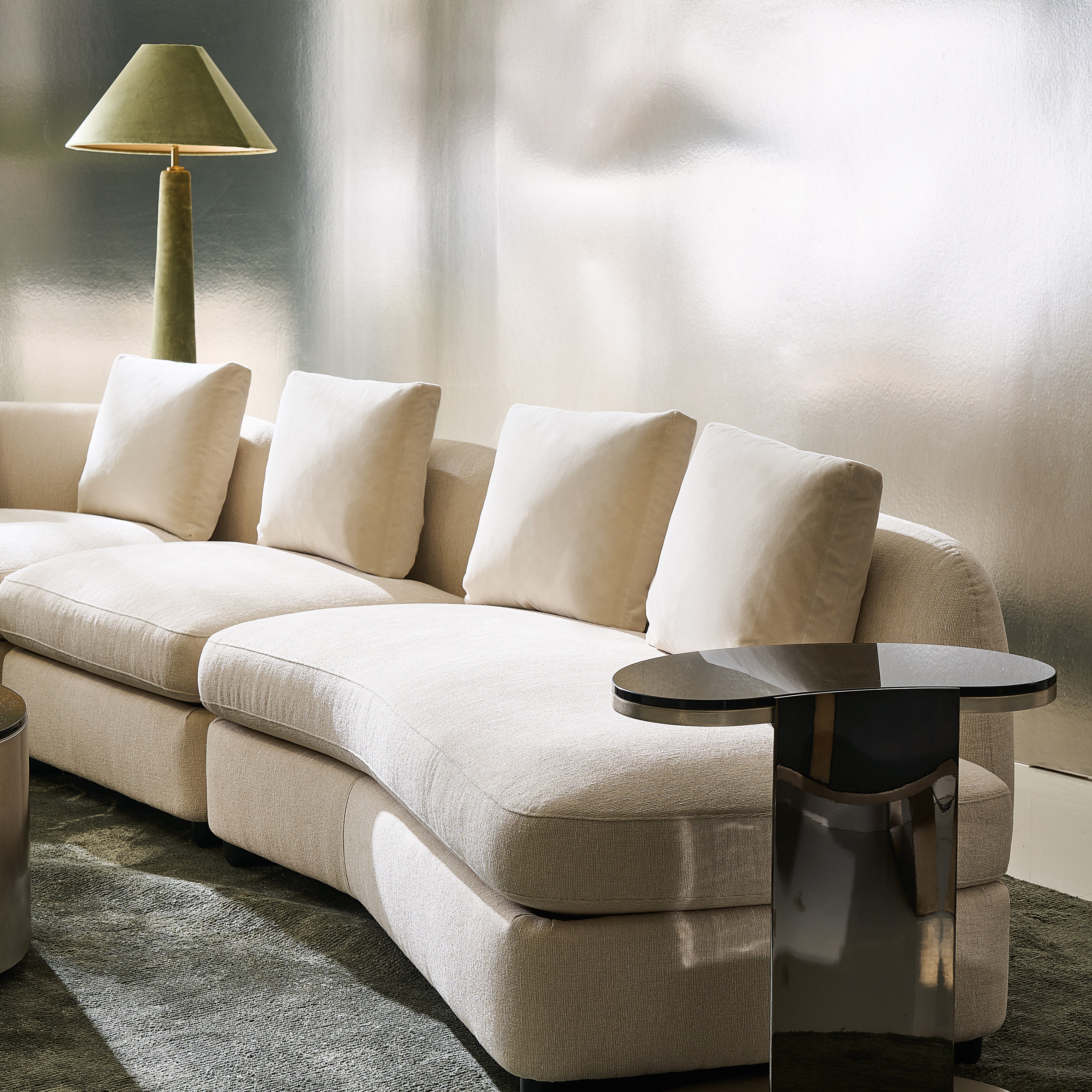 detail of Lumi Raf Chaise