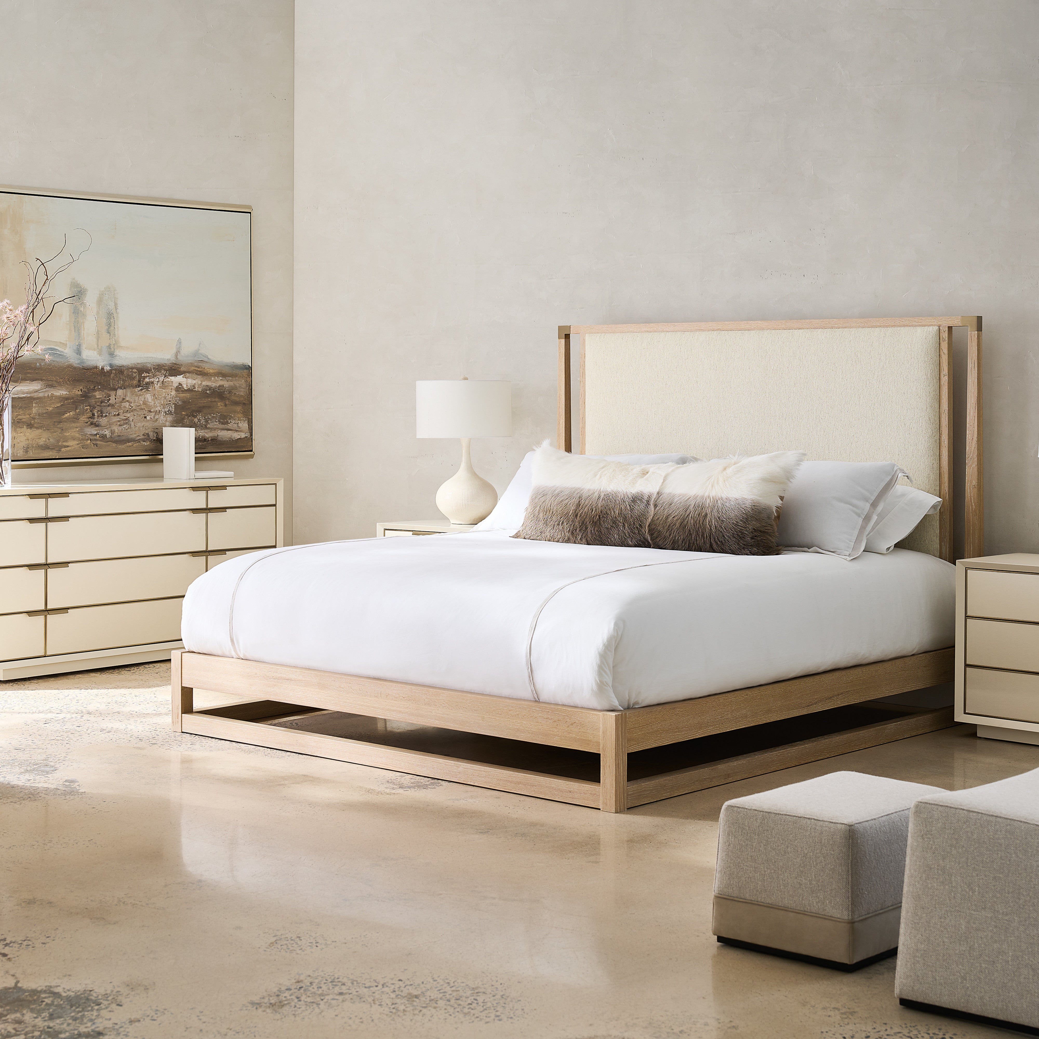 room with Pinstripe Uph Bed Light - Kg
