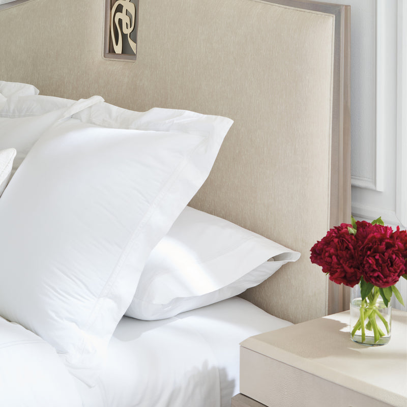 Crescendo Uph Queen Bed