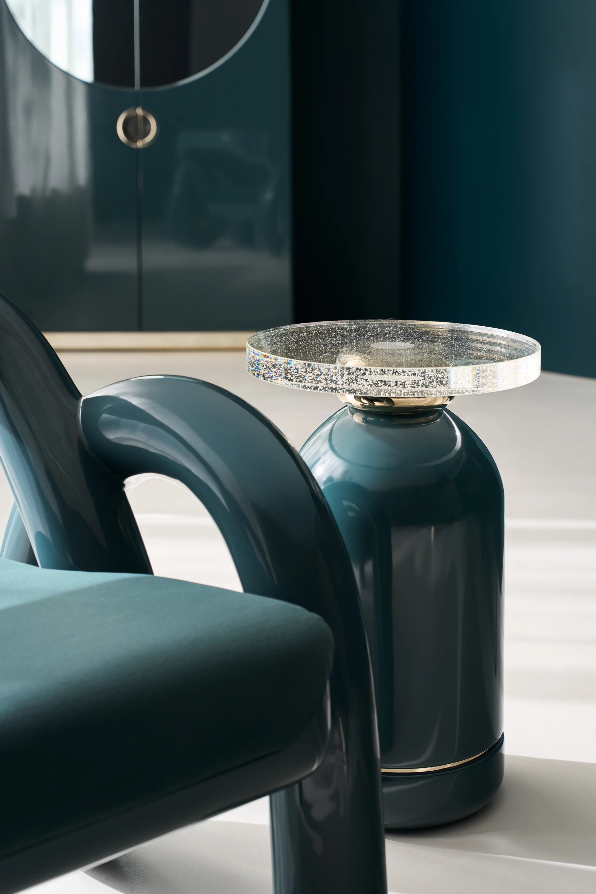 Gelee Accent Table - Apatite - detail 2.0