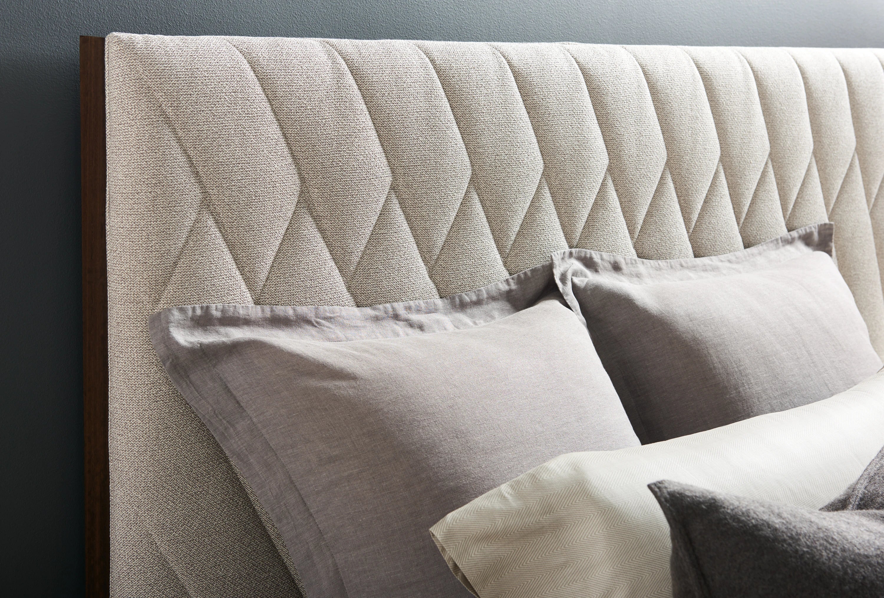 Moderne Bed Qn - detail 2.0