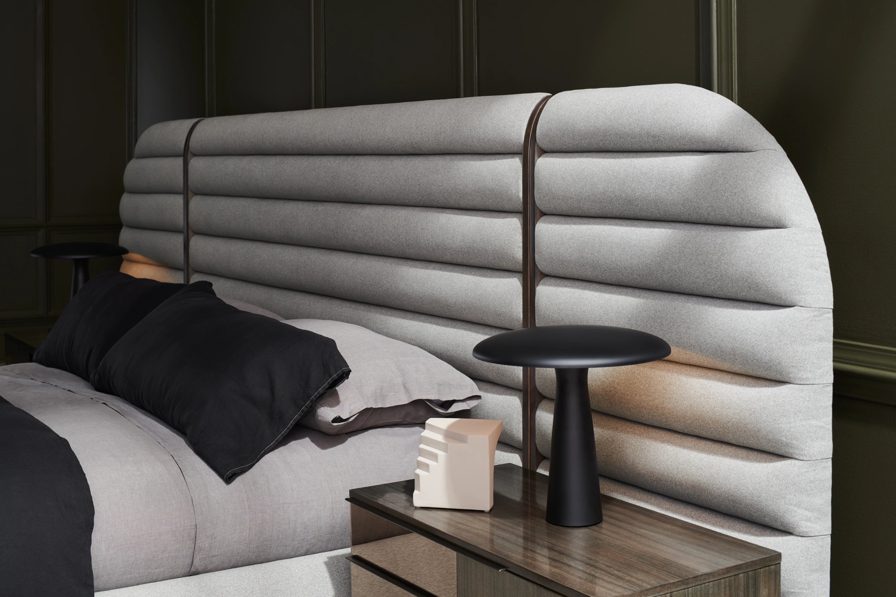 La Moda Uph Bed Side Panels - detail 2.0