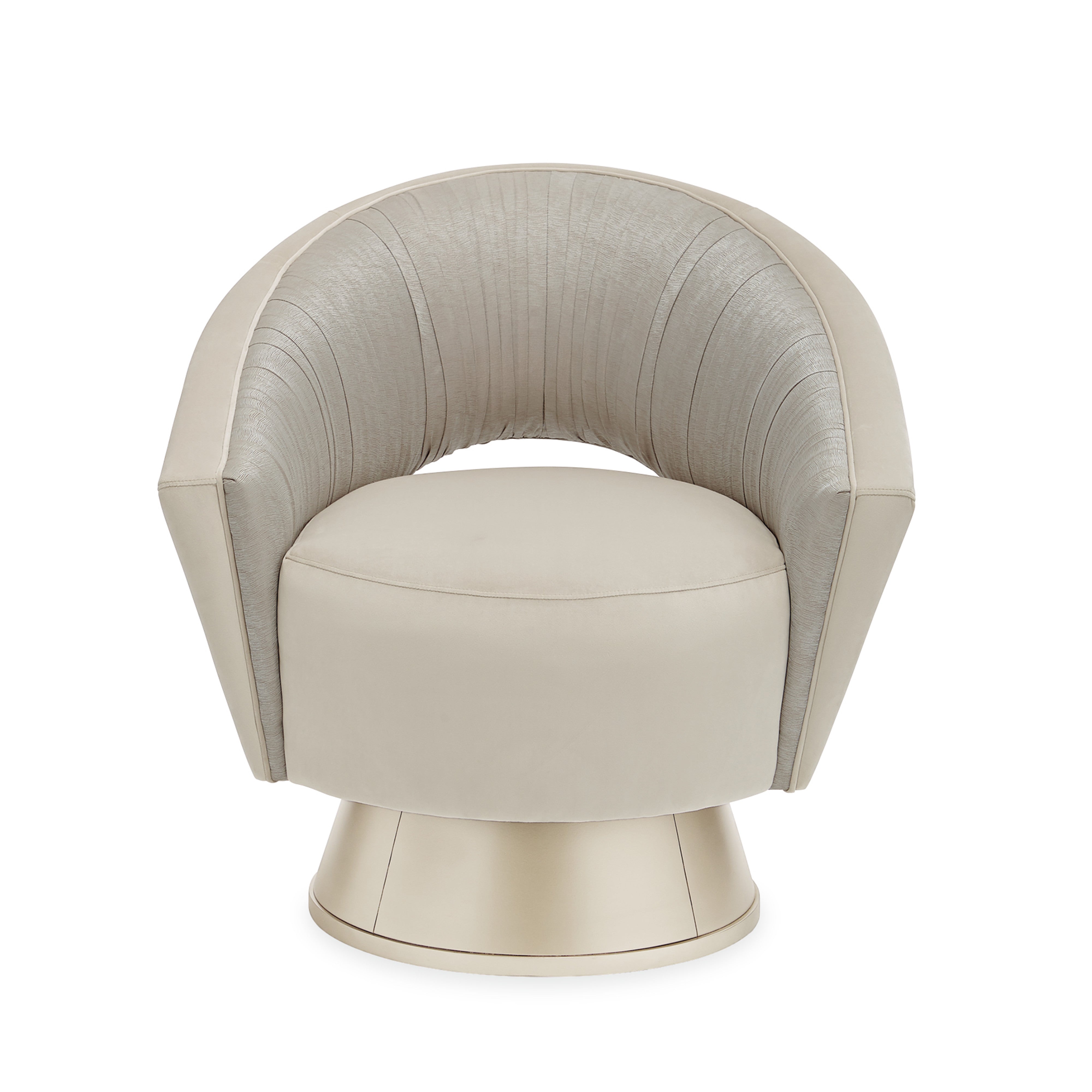 detail of A Com-Pleat Turn Around