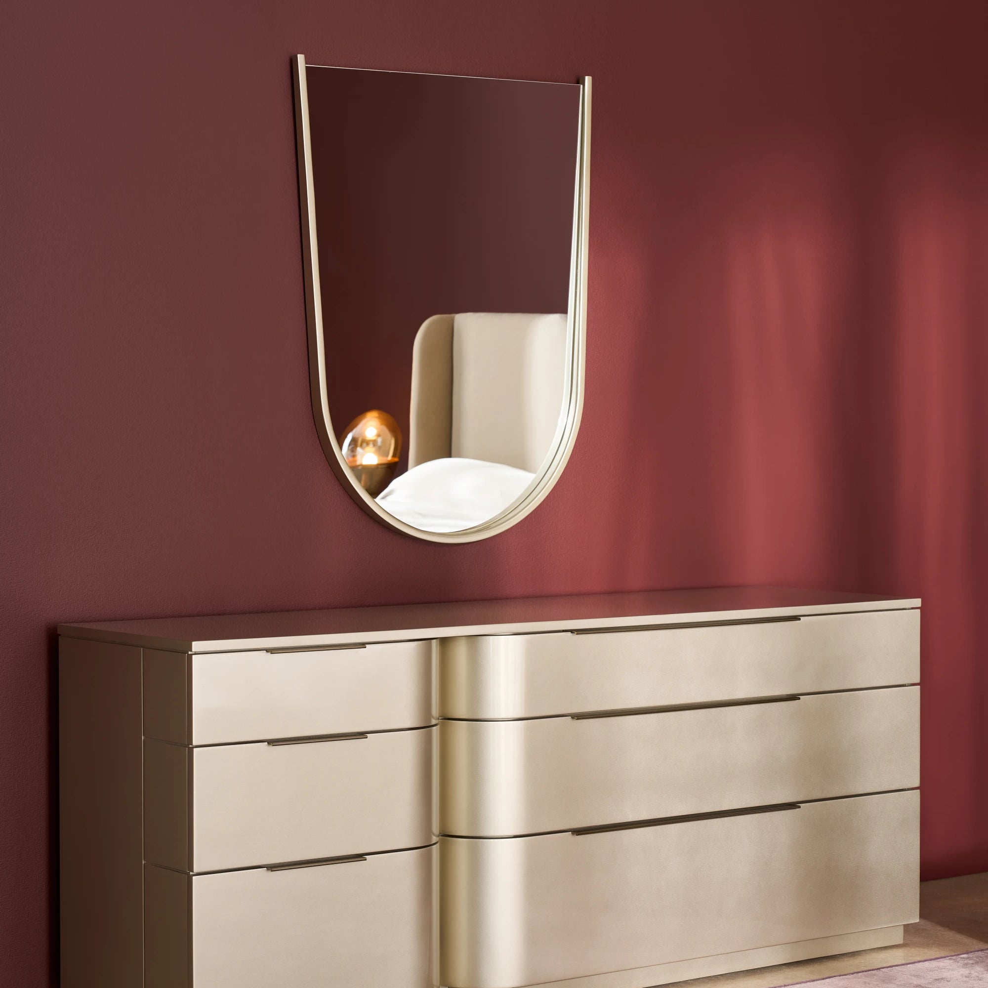 Oblique Mirror in room - angle 1