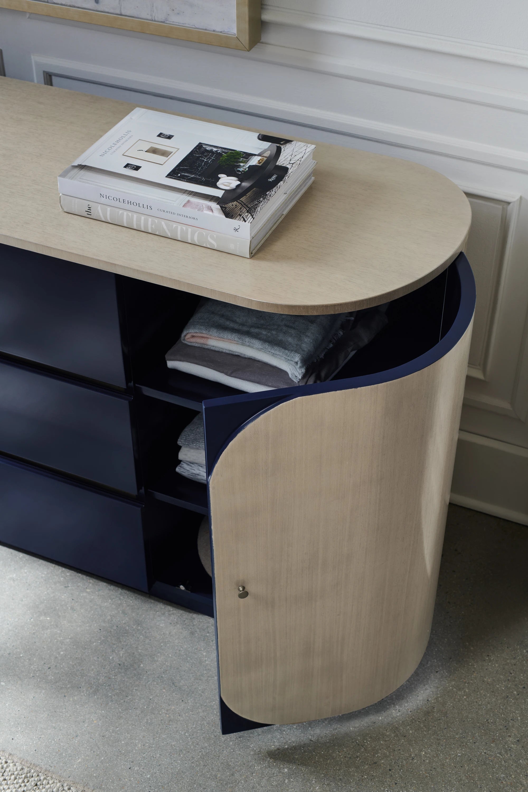 Da Vita Dresser - detail 2.0