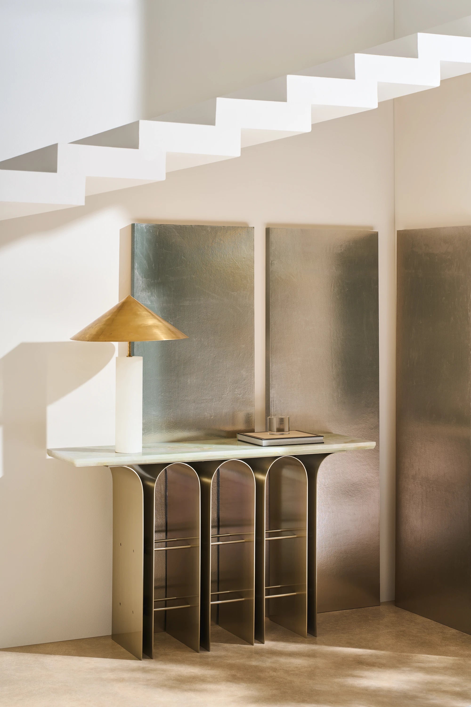 Nexus in room - angle 1