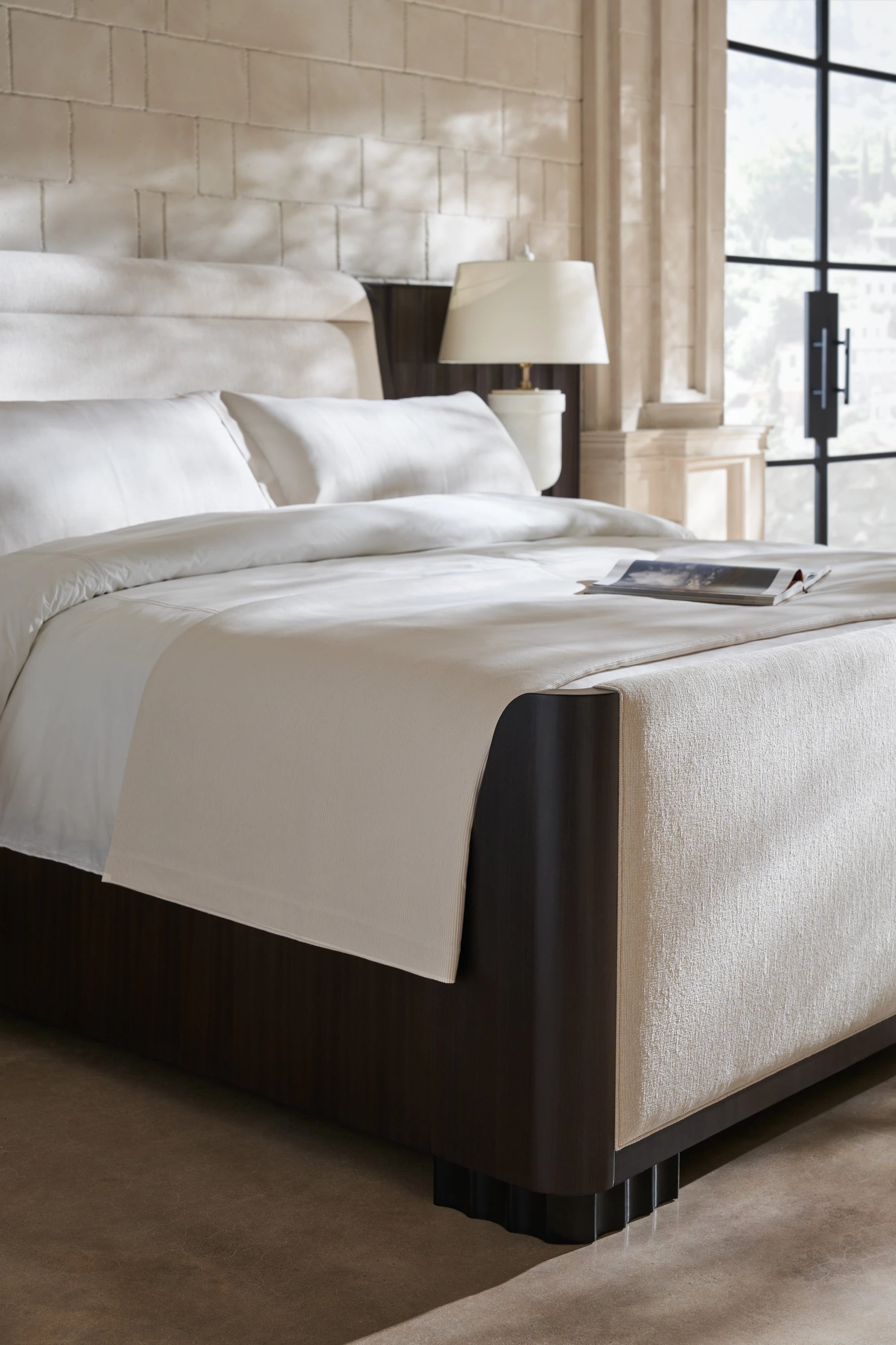 Slow Wave Qn Bed W/Wings - detail 2.0