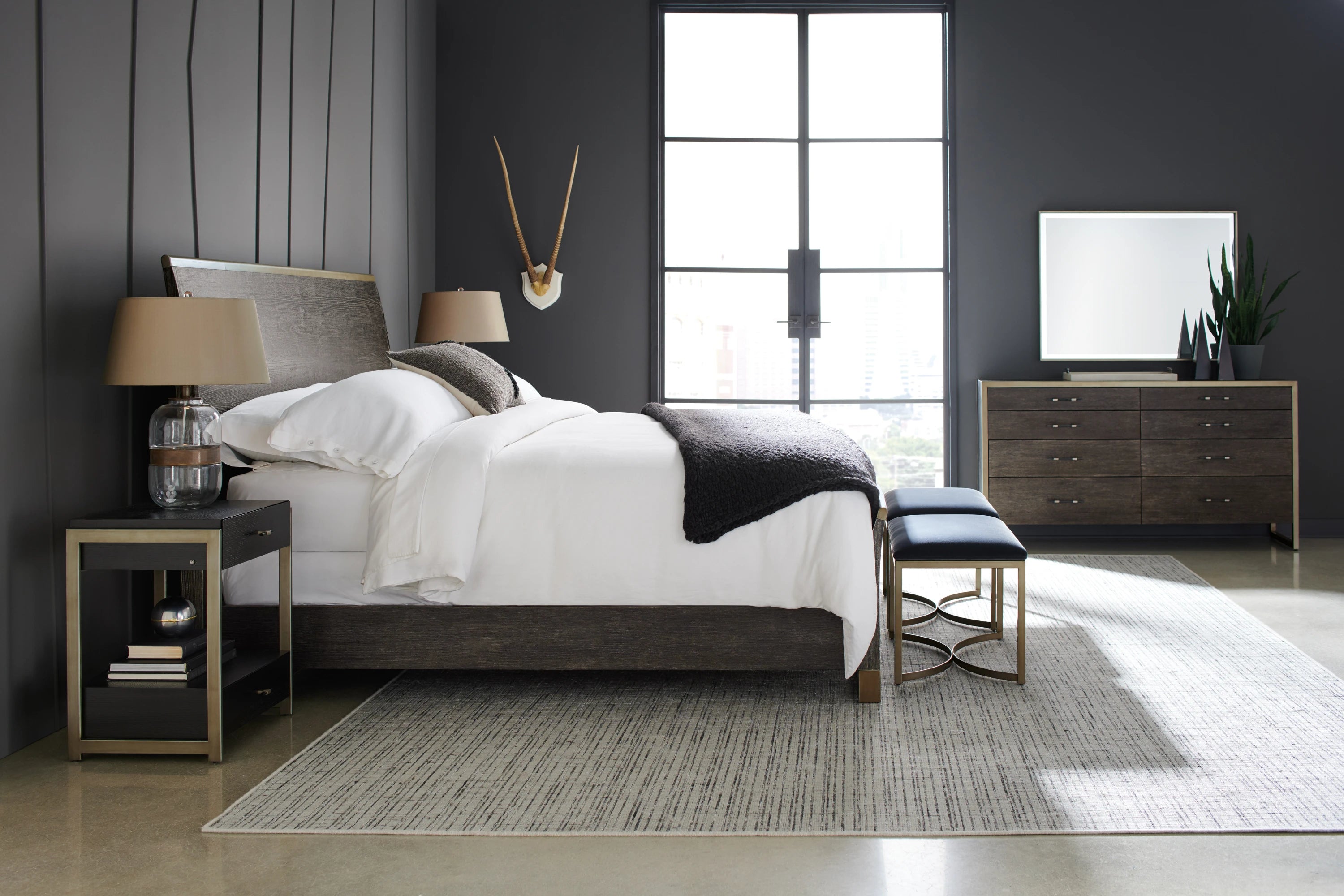 Remix Wood Qn Hb in room - angle 5.0