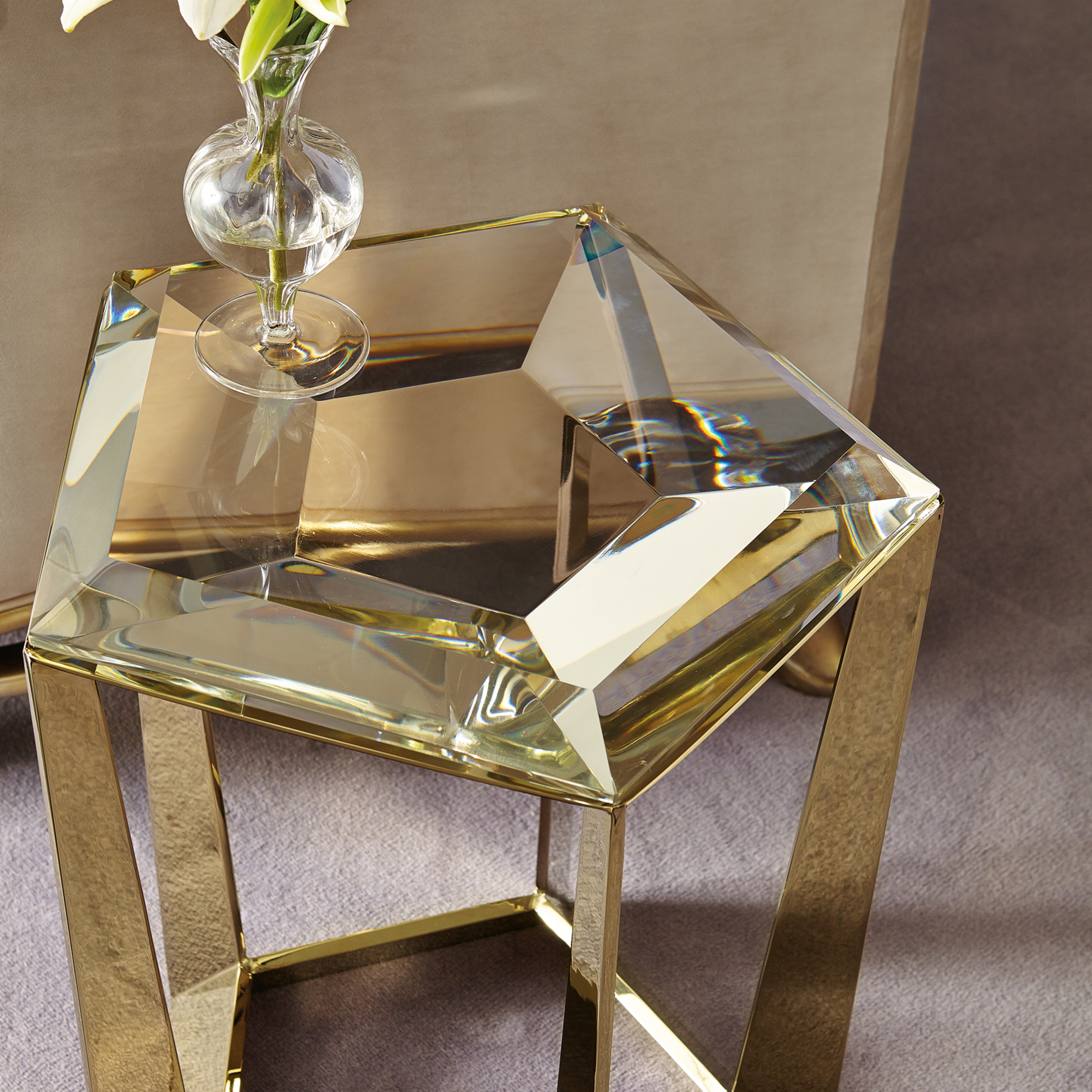 detail of The Gem Side