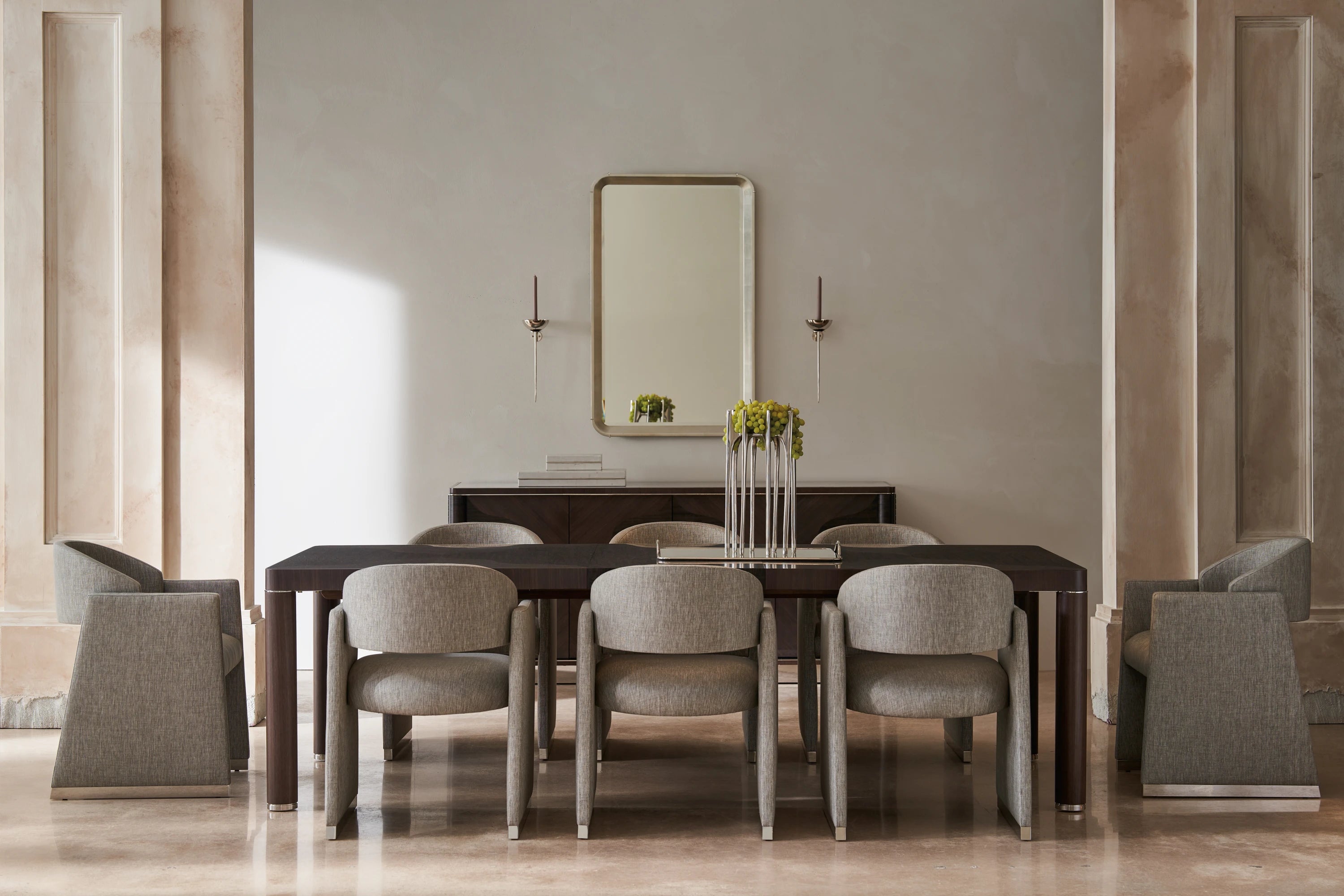 Mirror Image in room - angle 5.0