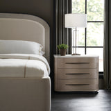 Wanderlust Bed Qn Hb in room - angle 3.0