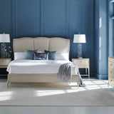 Un-Deux-Trois Kg/Ck Fb in room - angle 1