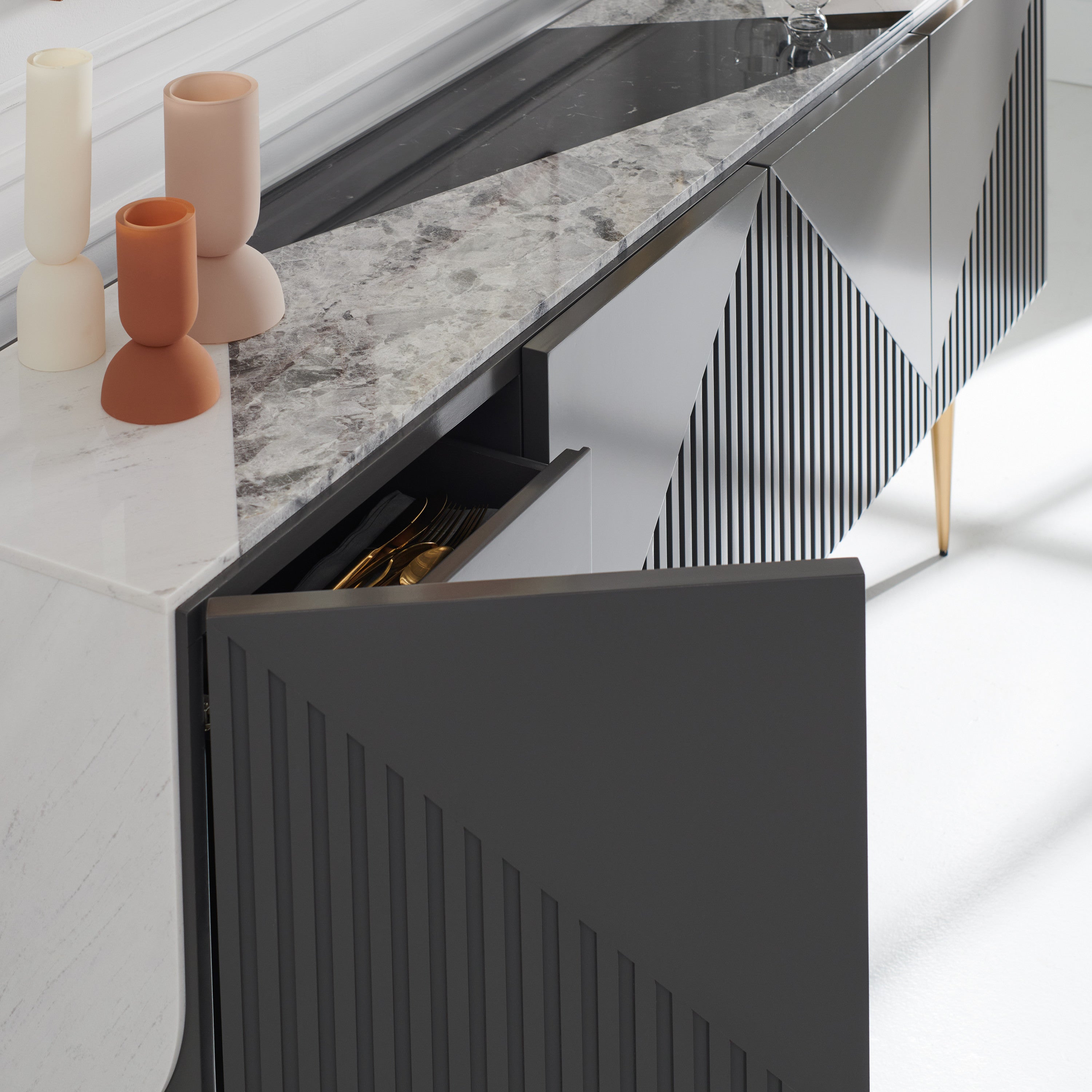 Over The Edge - detail 4.0