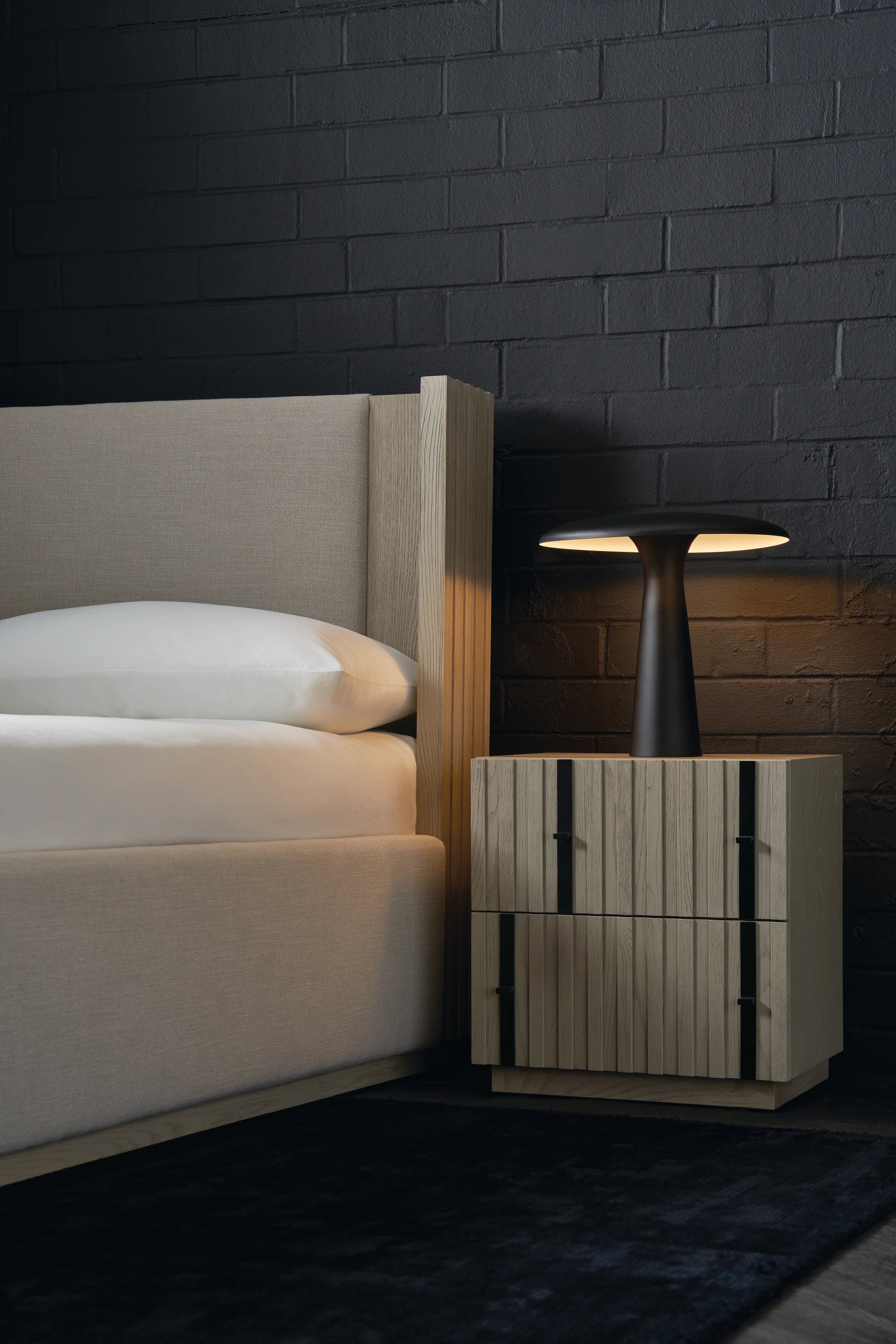 Azure Bed Qn Hb - detail 7.0