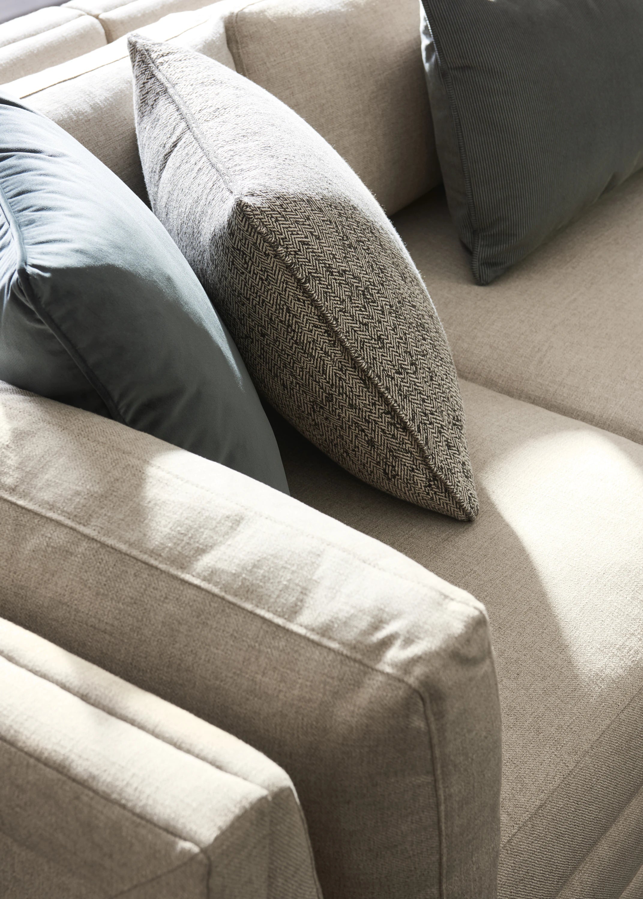 Fusion 6 Piece Sectional - detail 2.0
