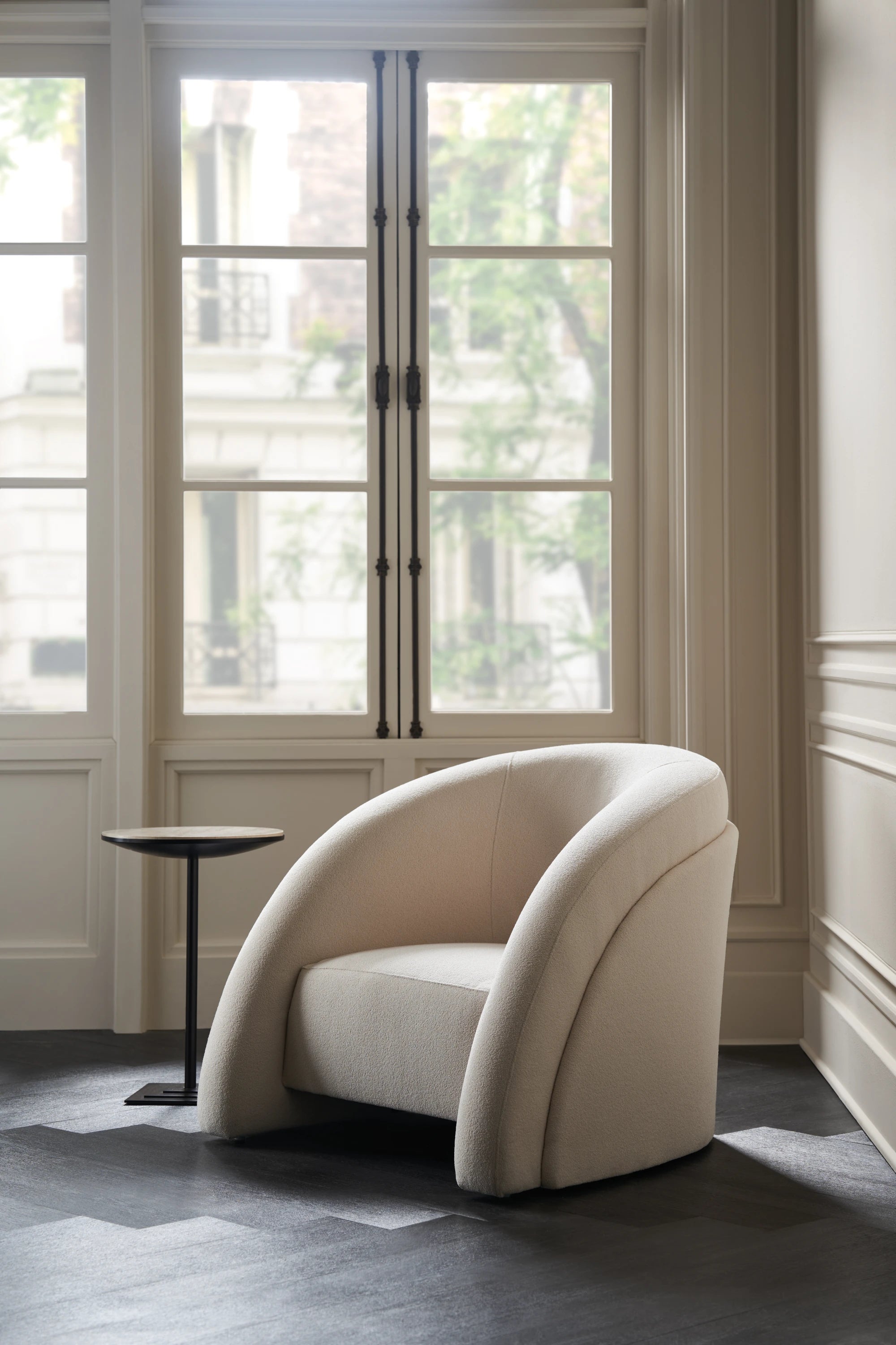Movement Chair in room - angle 4.0