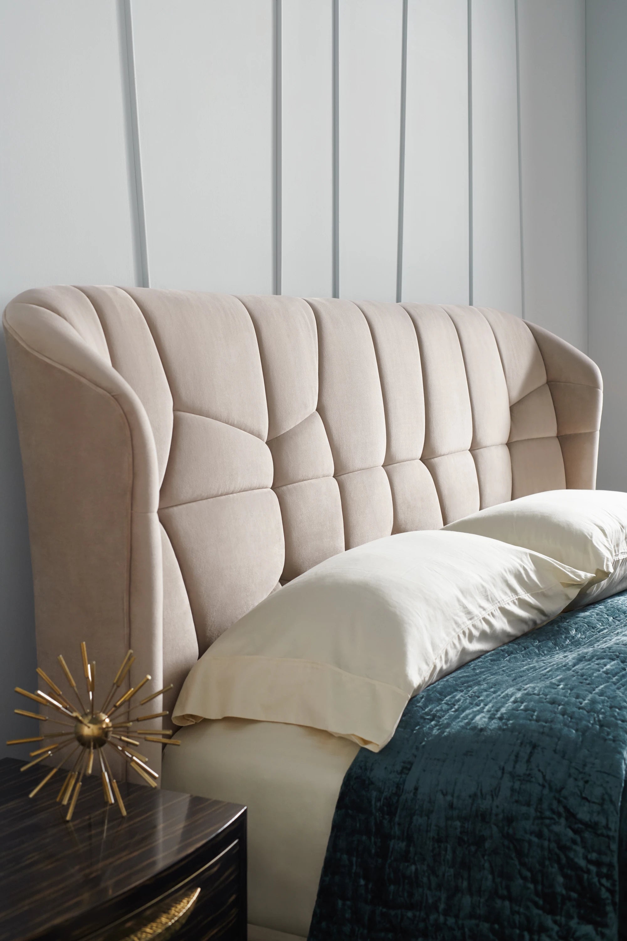 Vector Uph Bed - Queen - detail 4.0