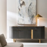 Piet in room - angle 1