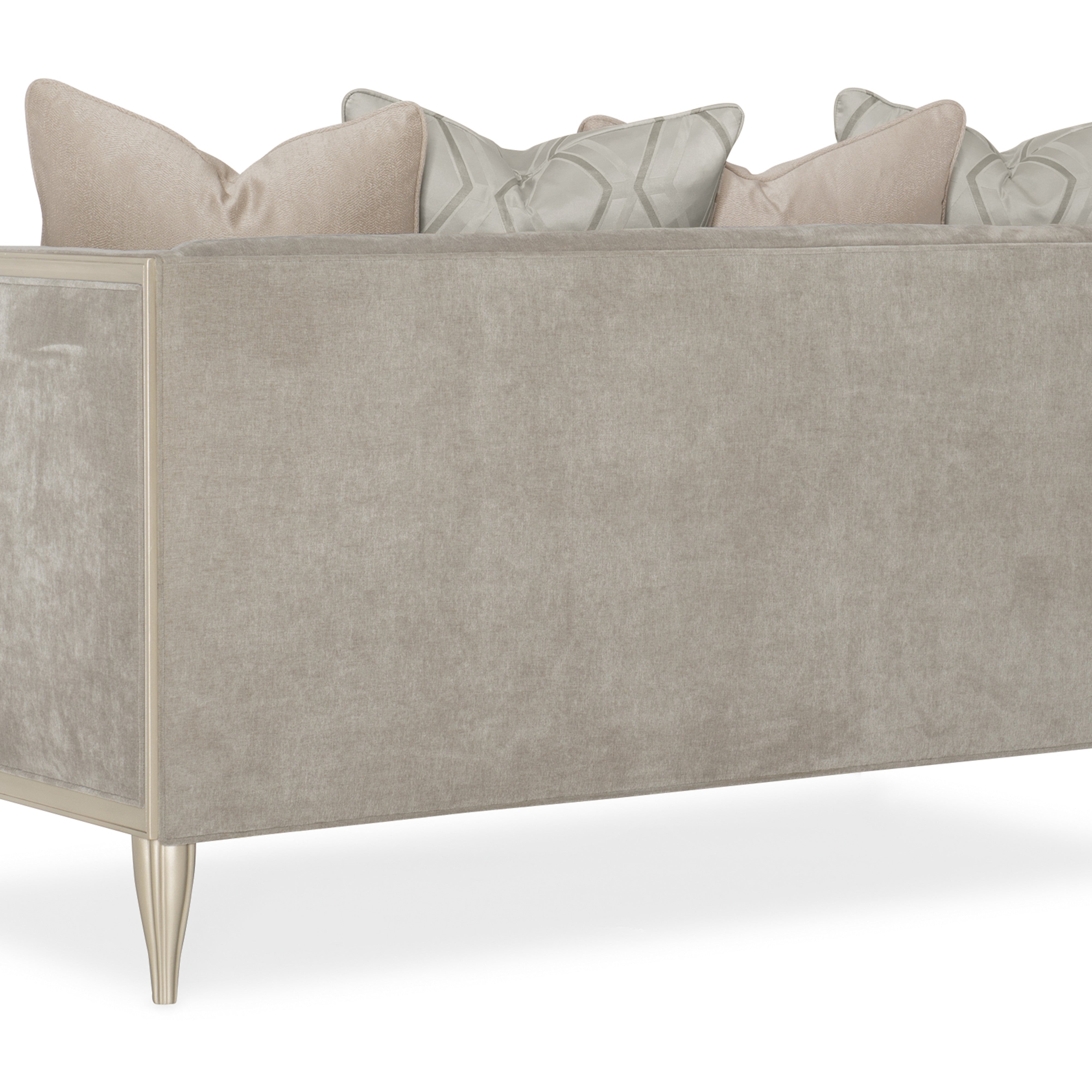 detail of Fret Knot Raf Loveseat