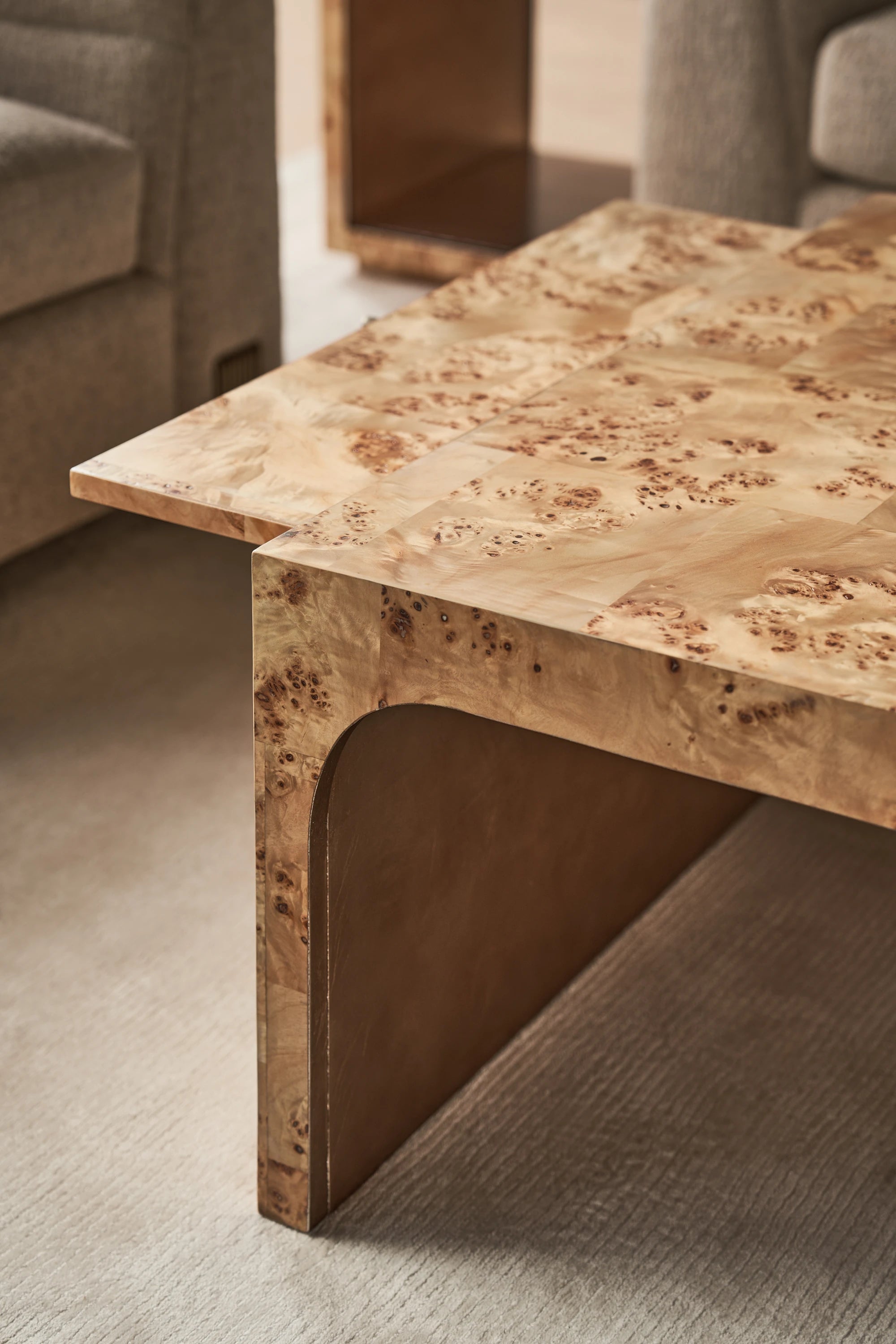 Burlesque Cocktail Table - detail 2.0