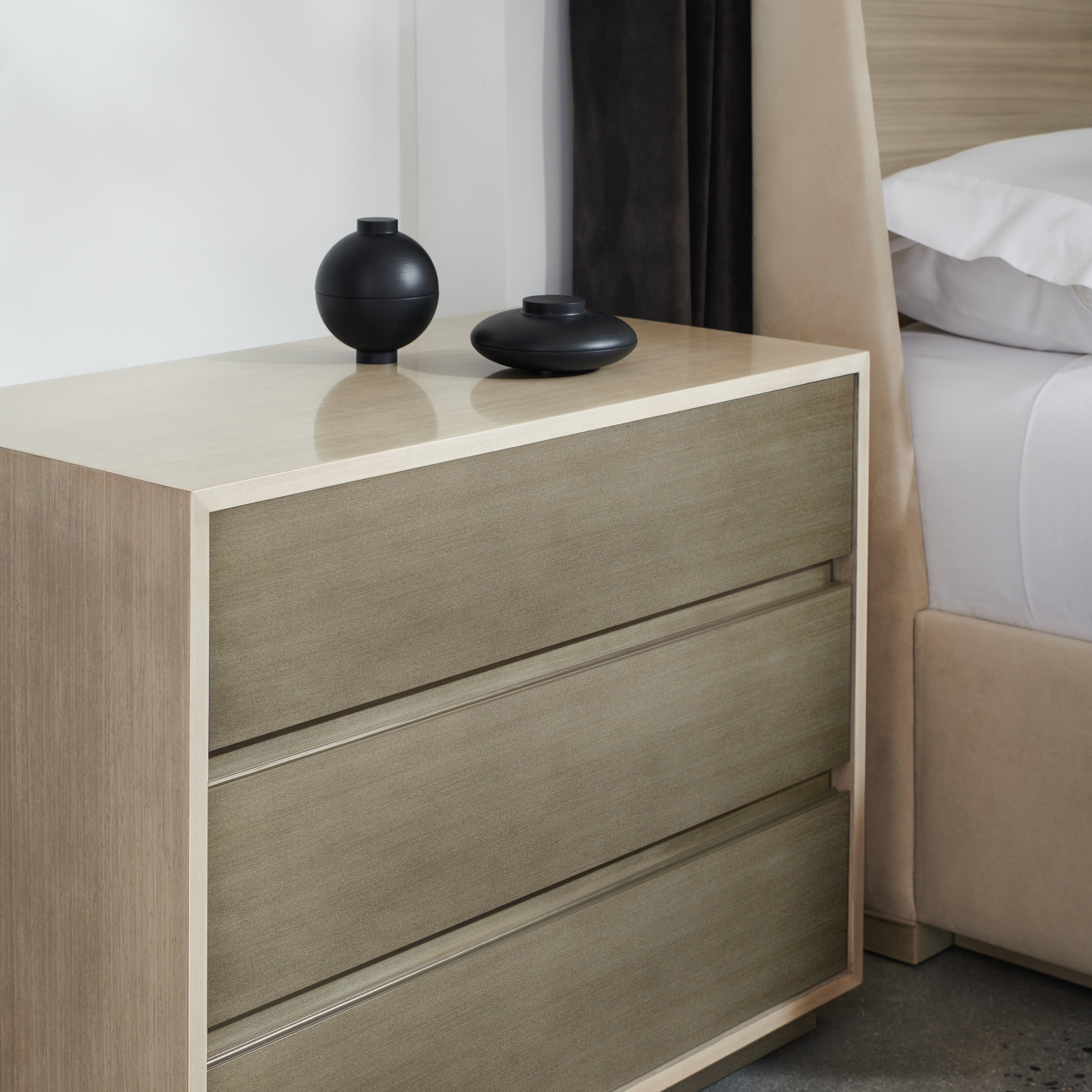 detail of Da Vita Large Nightstand