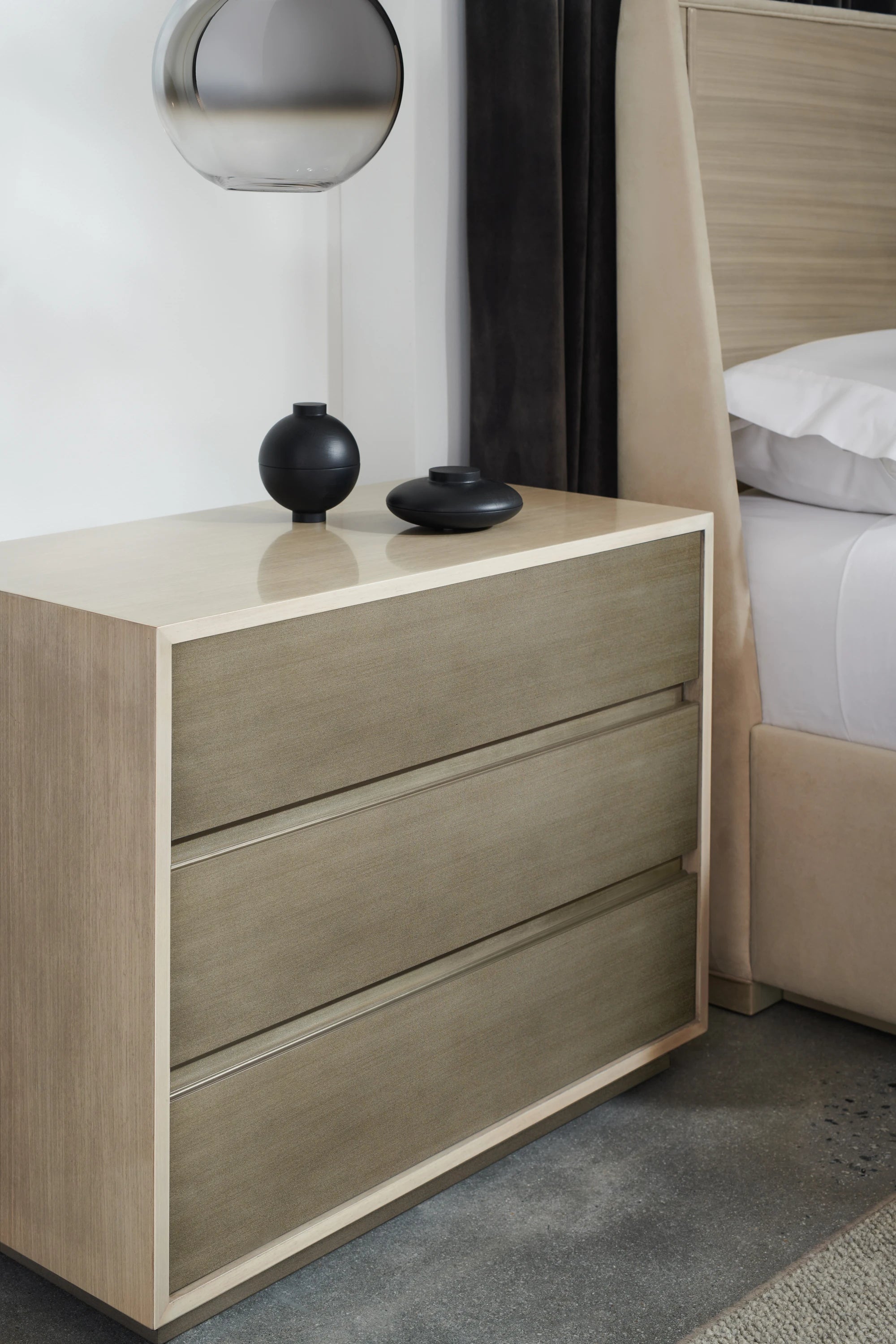 Da Vita Large Nightstand - detail 2.0