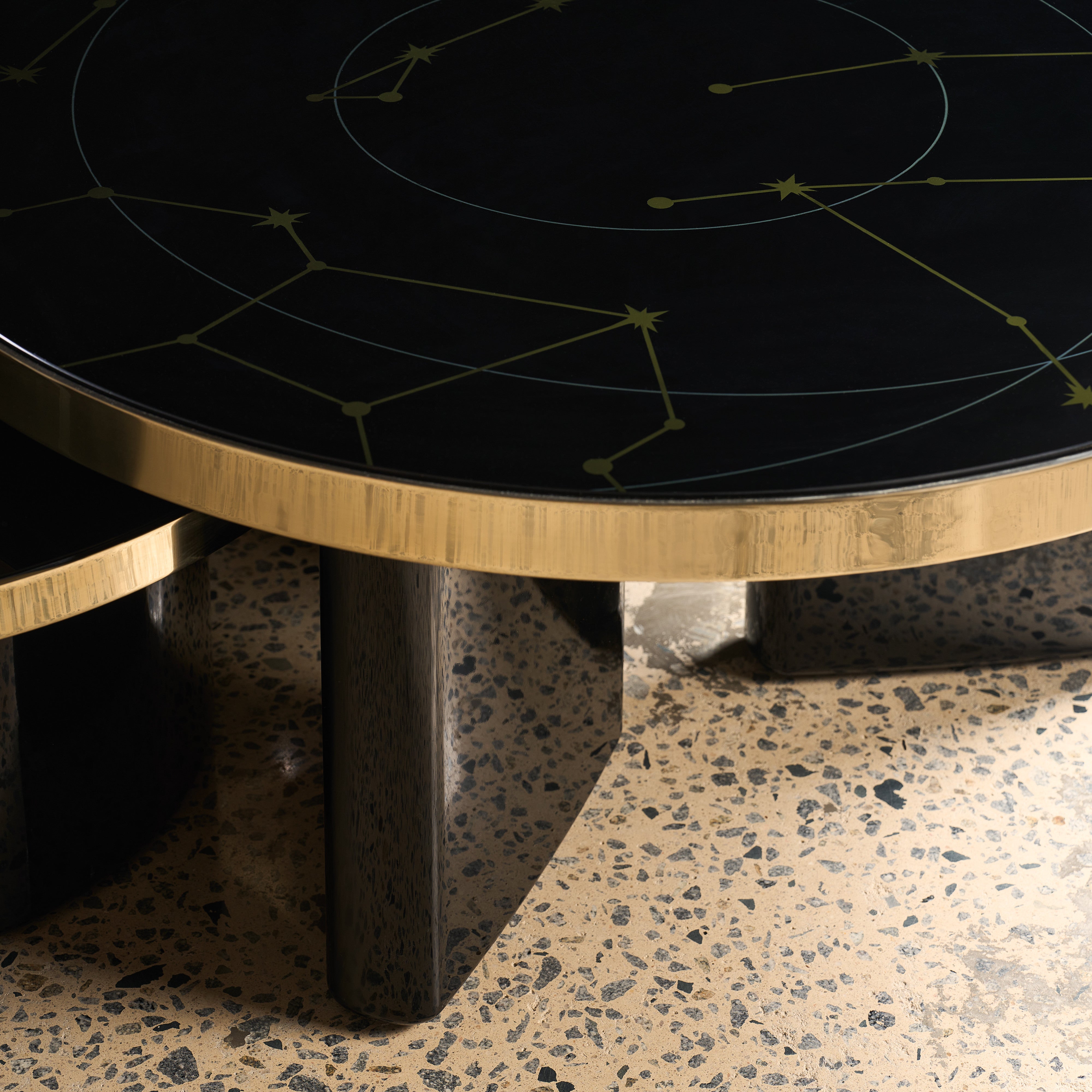 detail of Umbra Small Cocktail Table