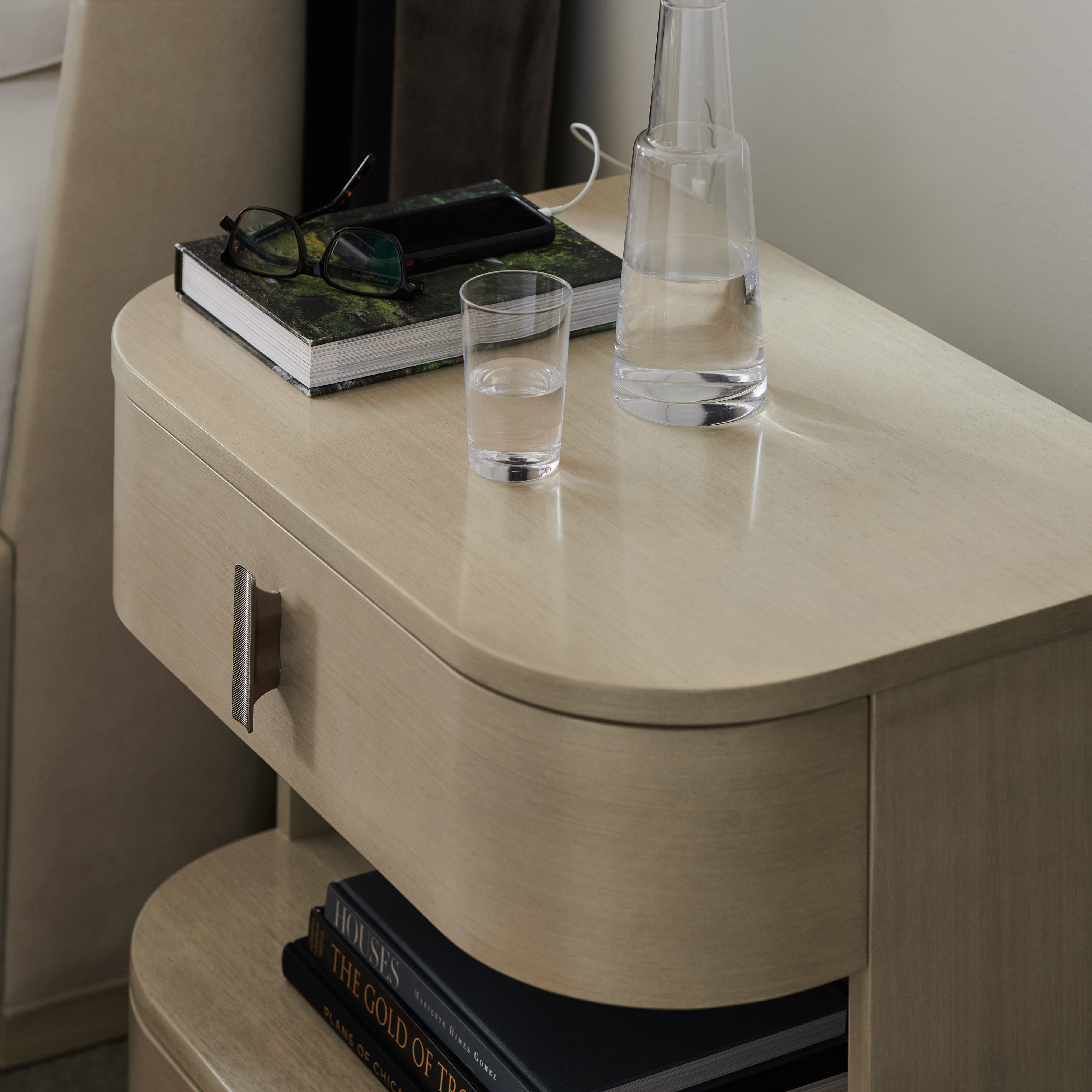 detail of Da Vita Open Nightstand