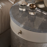 Hang Around - detail 2.0