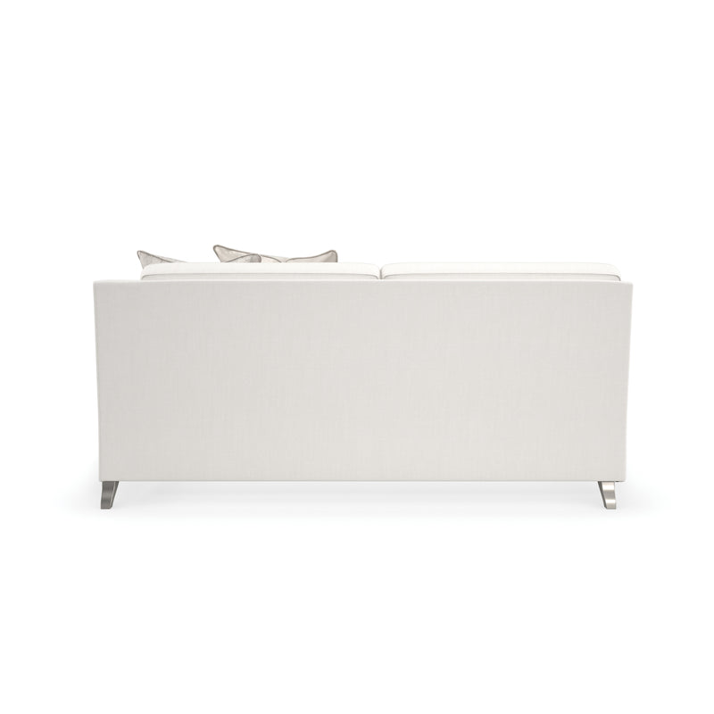 Victoria Raf Loveseat