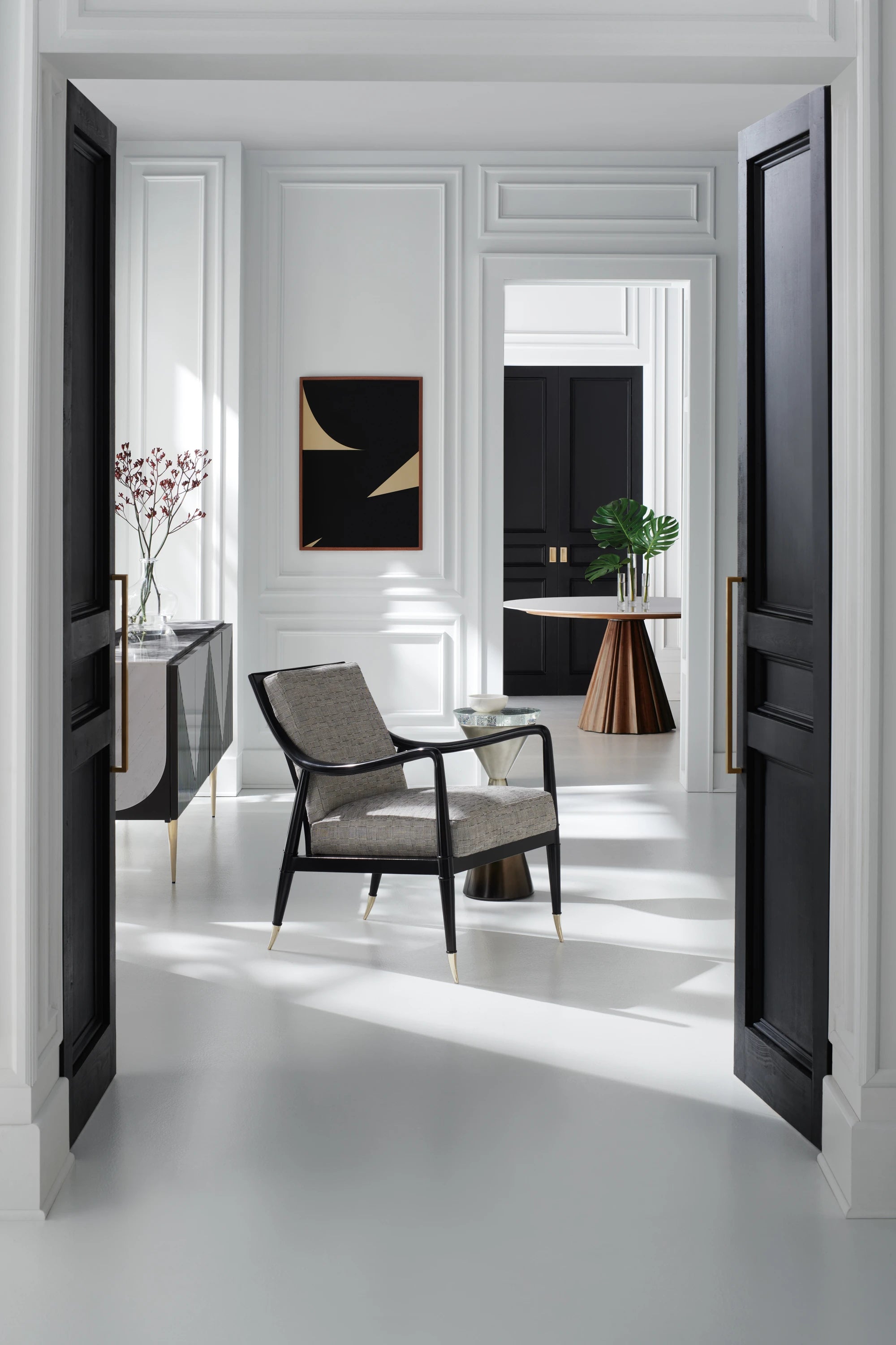 Spy Glass in room - angle 1